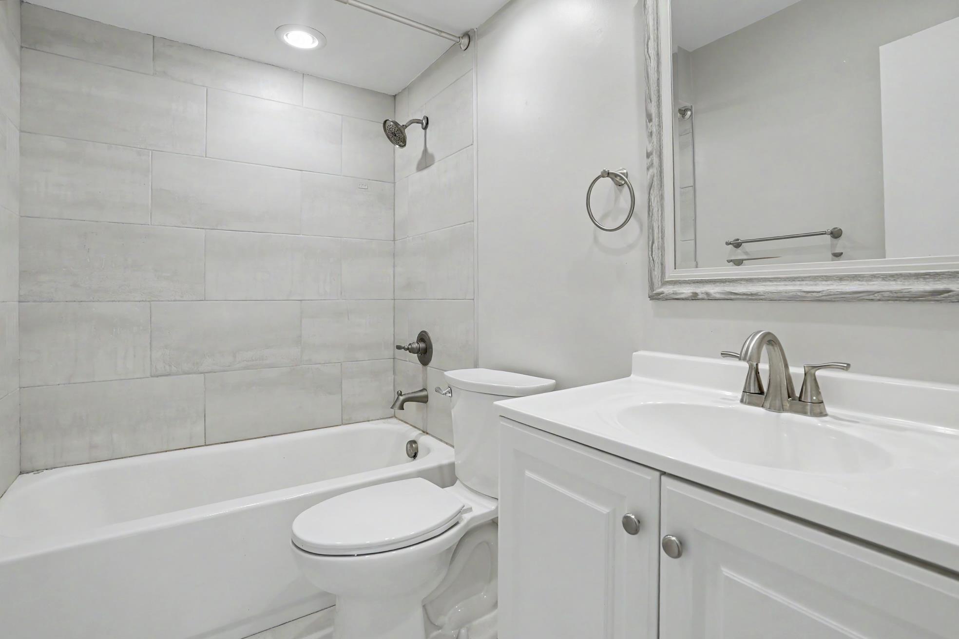 2804 E 84th Street 38-2 Property Photo 15