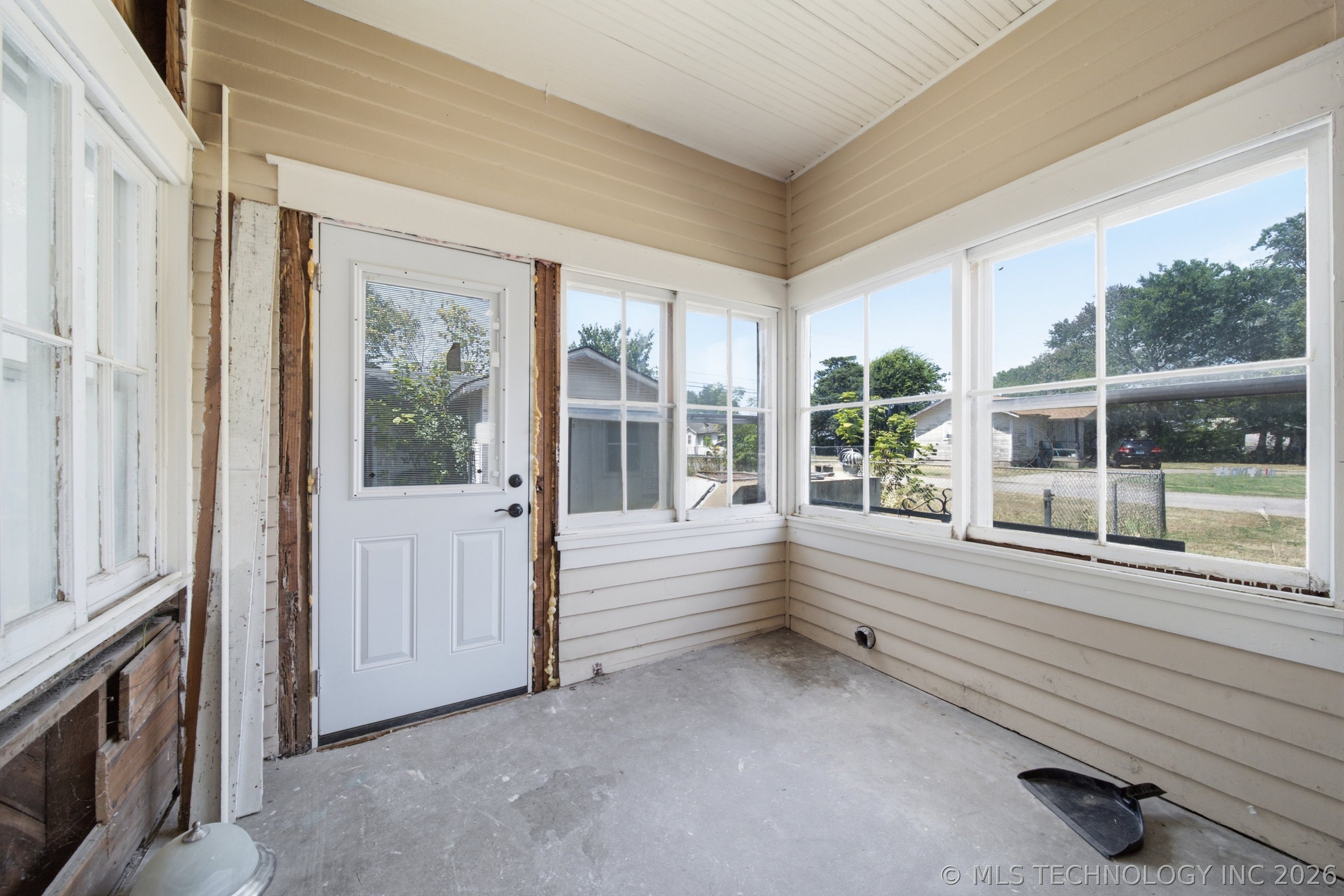 603 S Wood Avenue Property Photo 27
