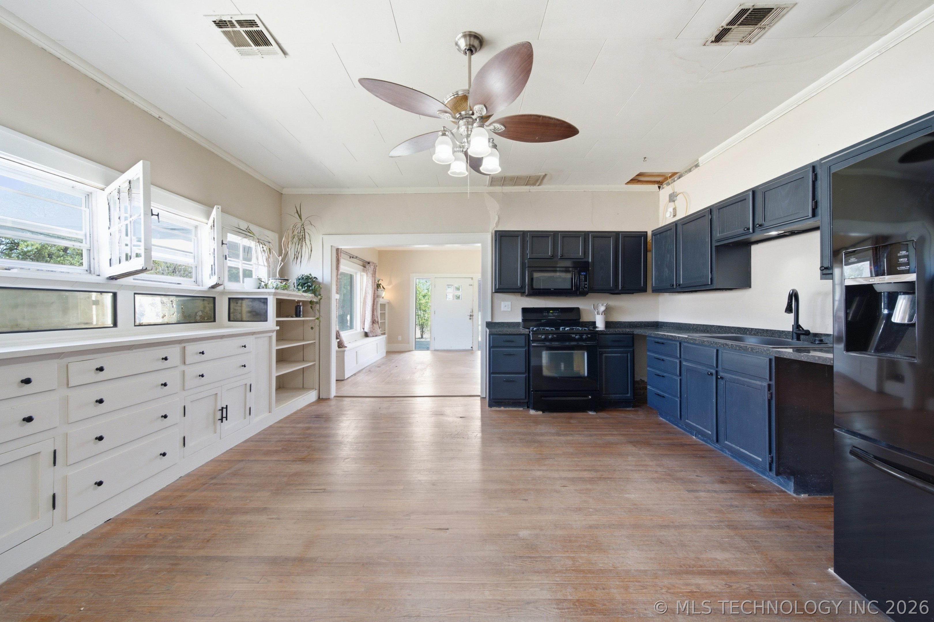 603 S Wood Avenue Property Photo 39