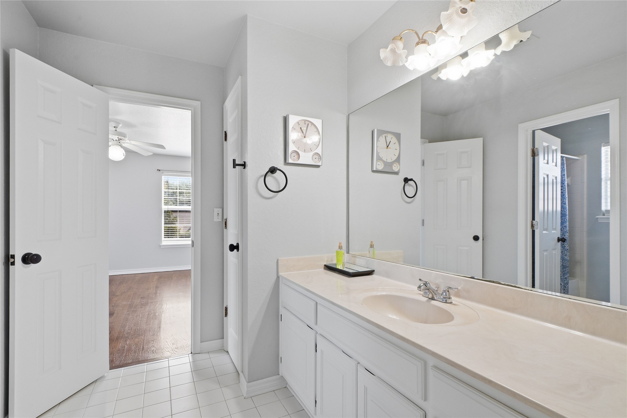 1301 N Willow Avenue Property Photo 34