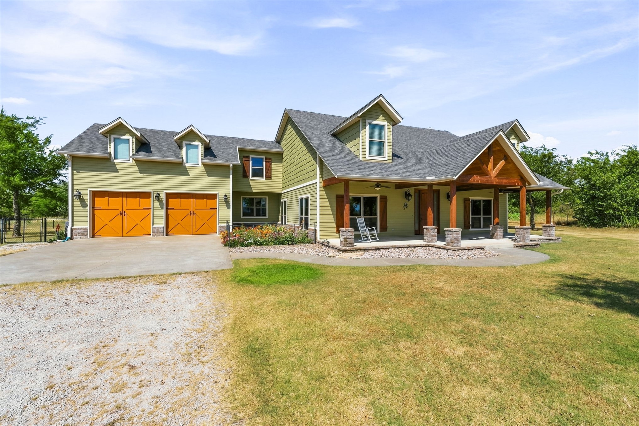 10053 E 350 Road Property Photo 3