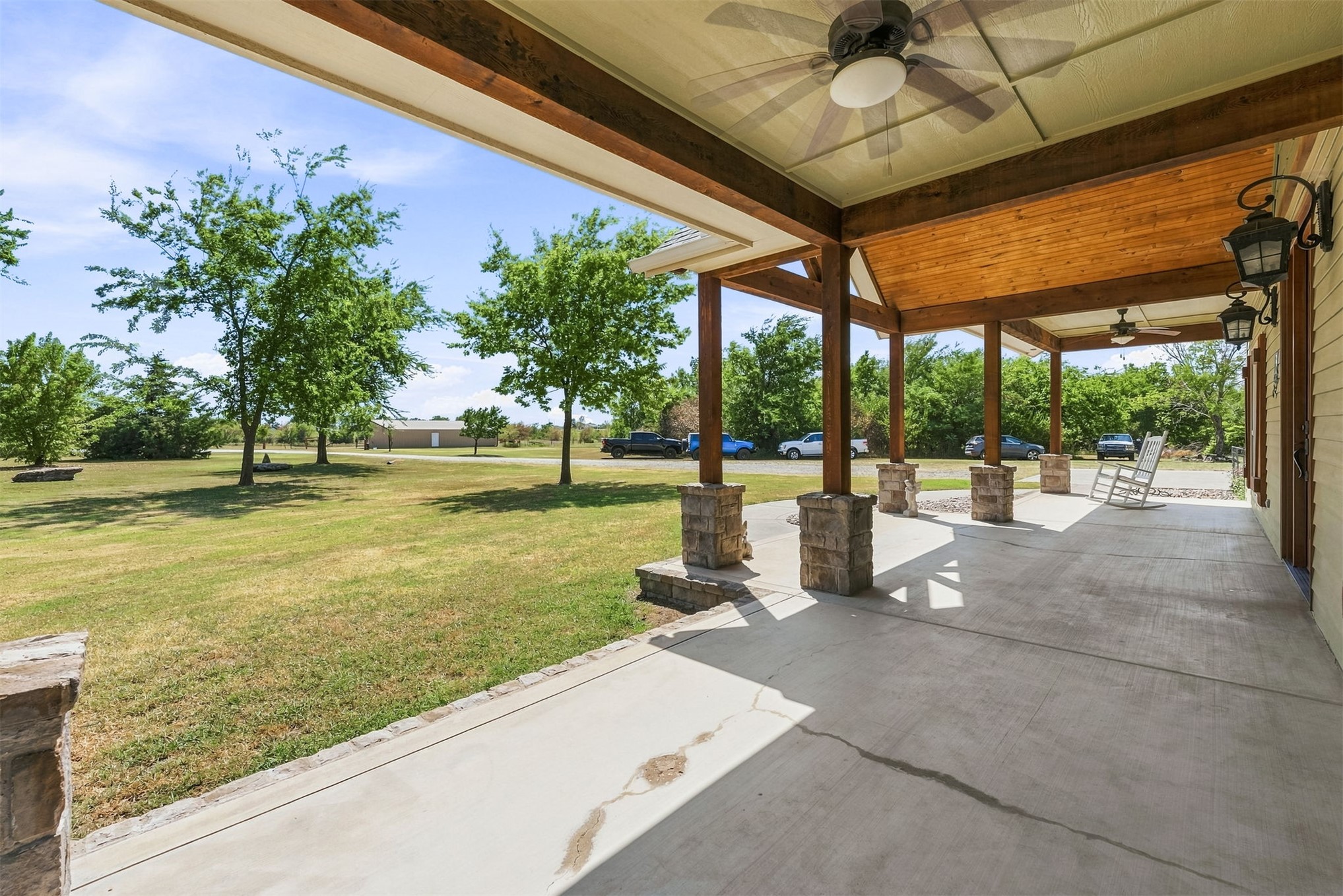 10053 E 350 Road Property Photo 6