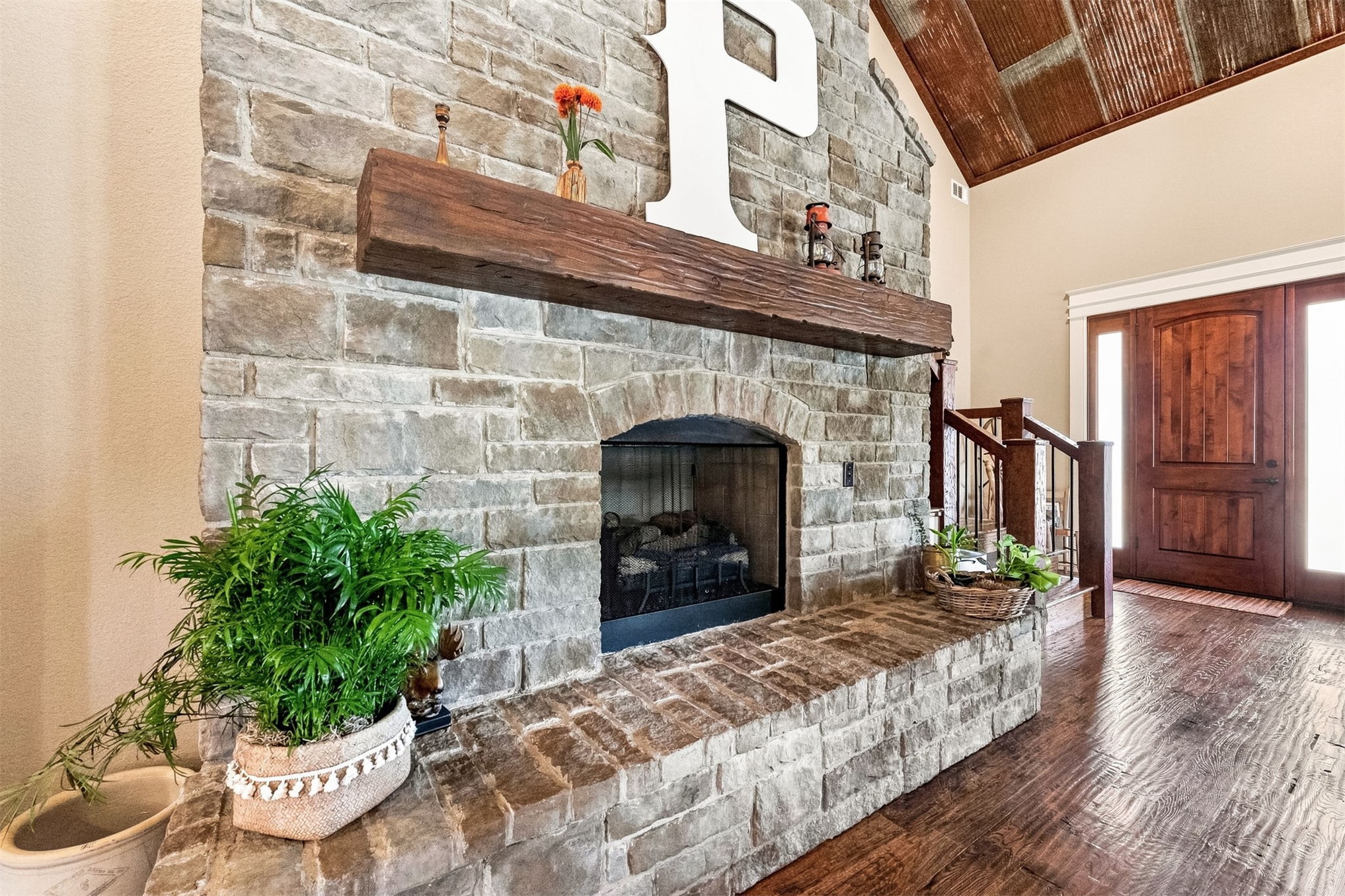 10053 E 350 Road Property Photo 13