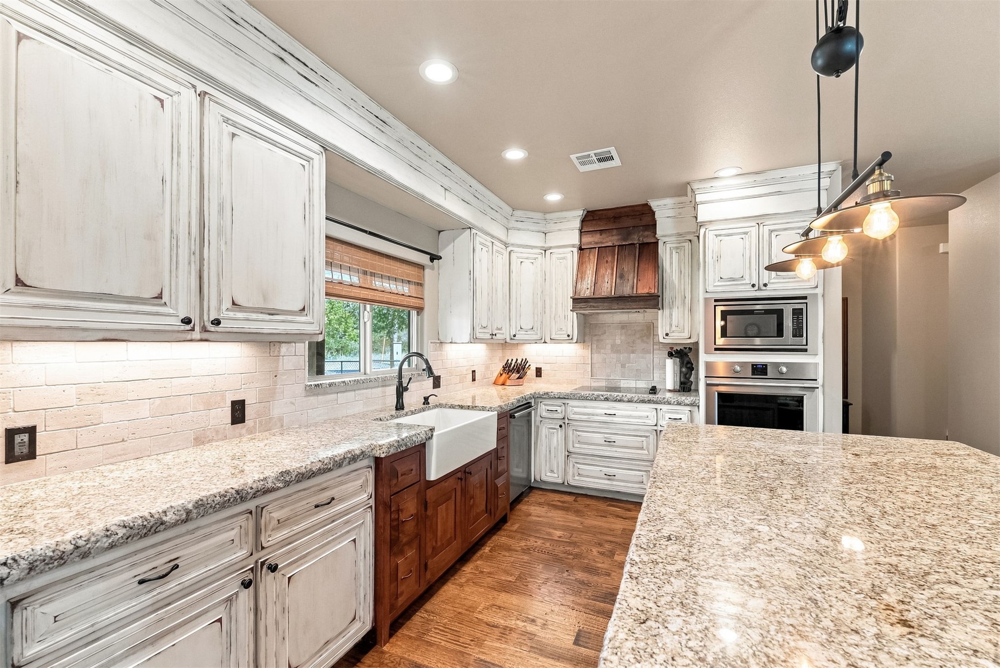 10053 E 350 Road Property Photo 17
