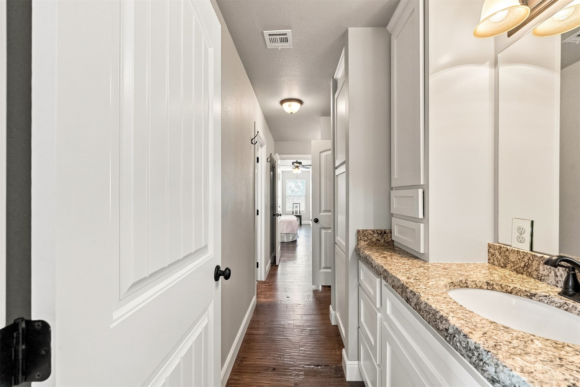 10053 E 350 Road Property Photo 40