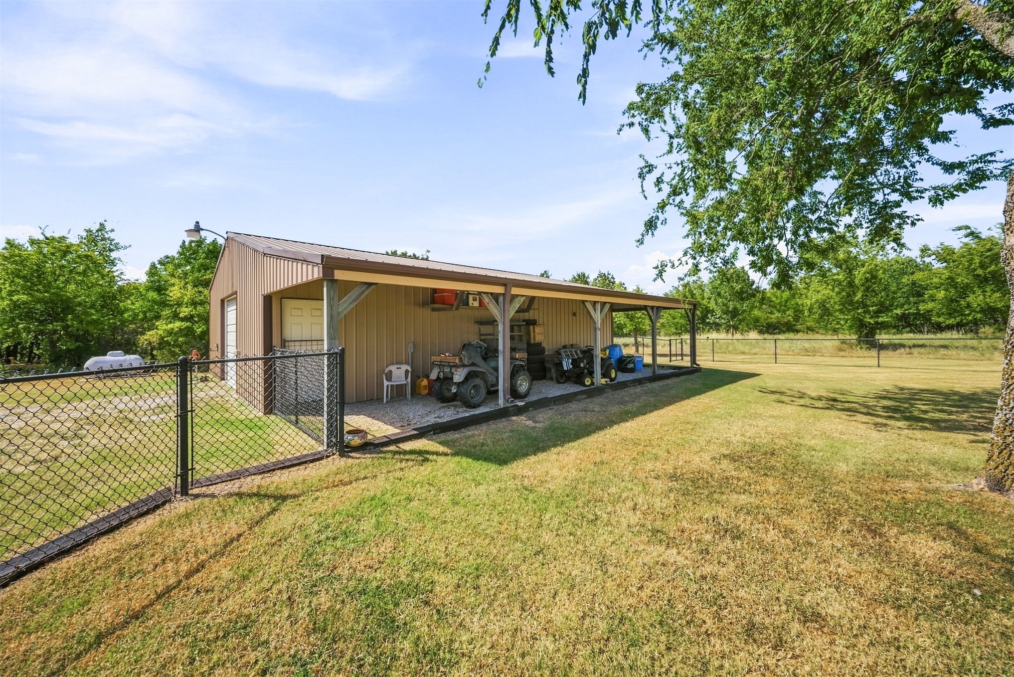 10053 E 350 Road Property Photo 53