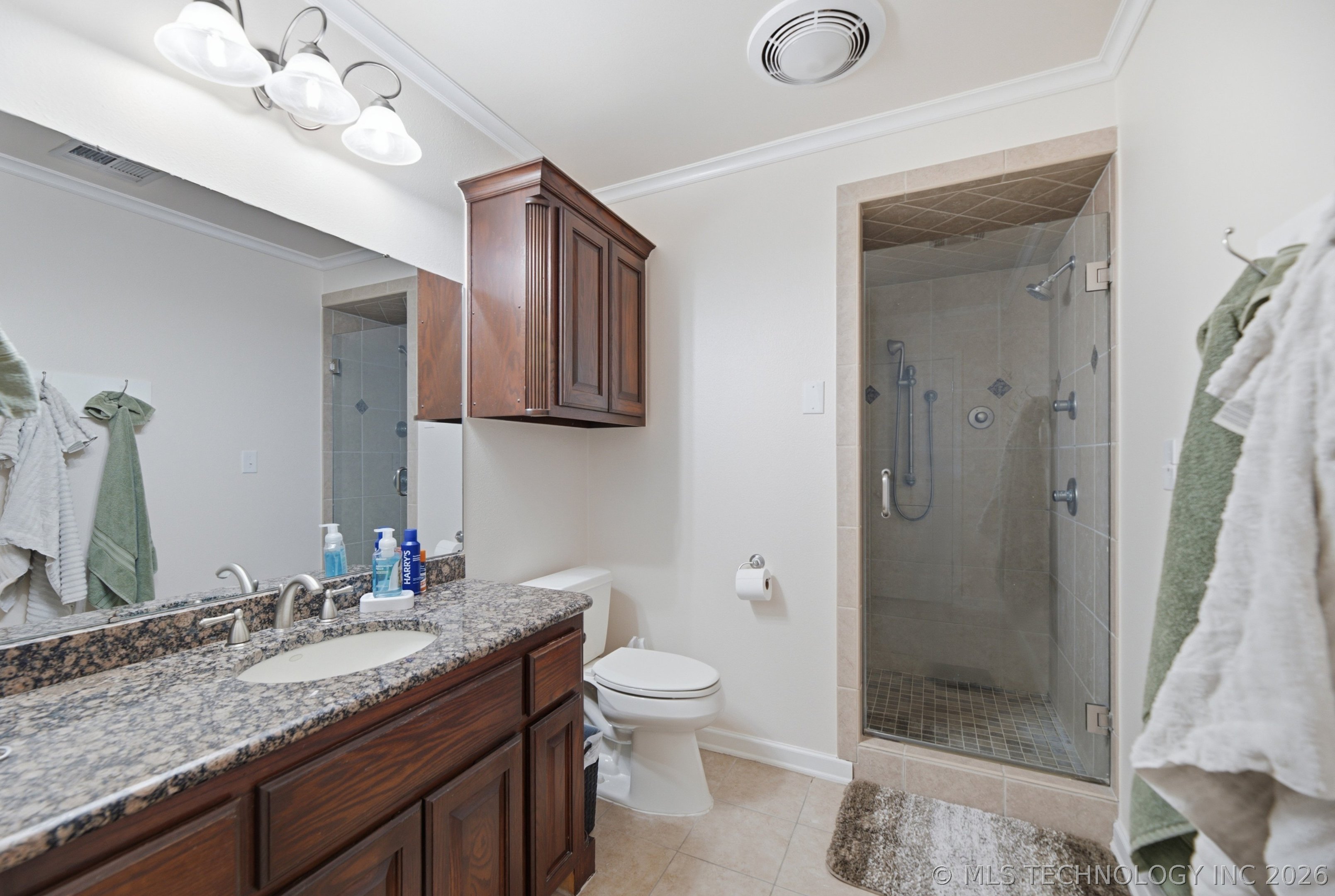 1334 E 48th Street Property Photo 16