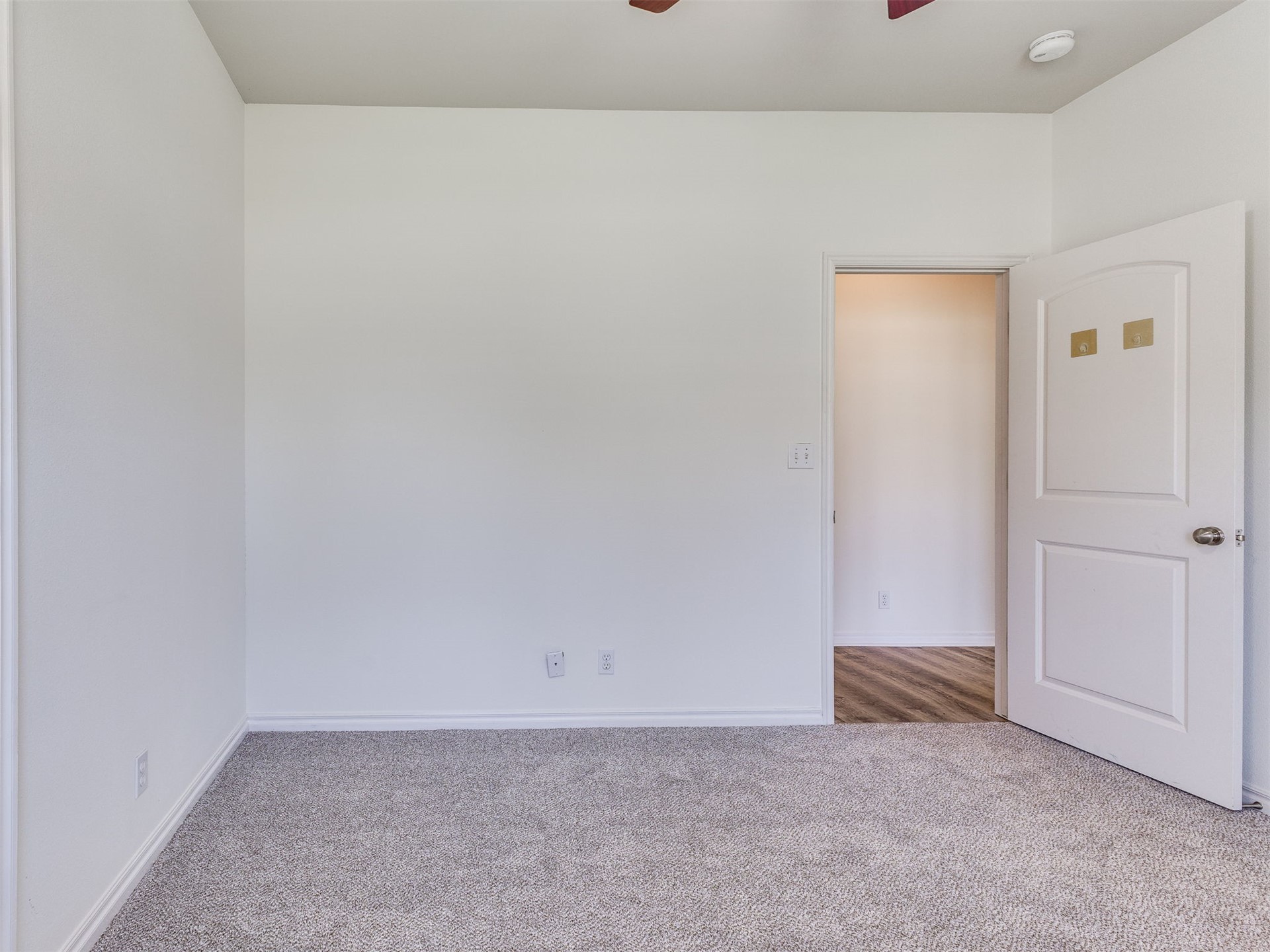 7401 W 39th Street Property Photo 22