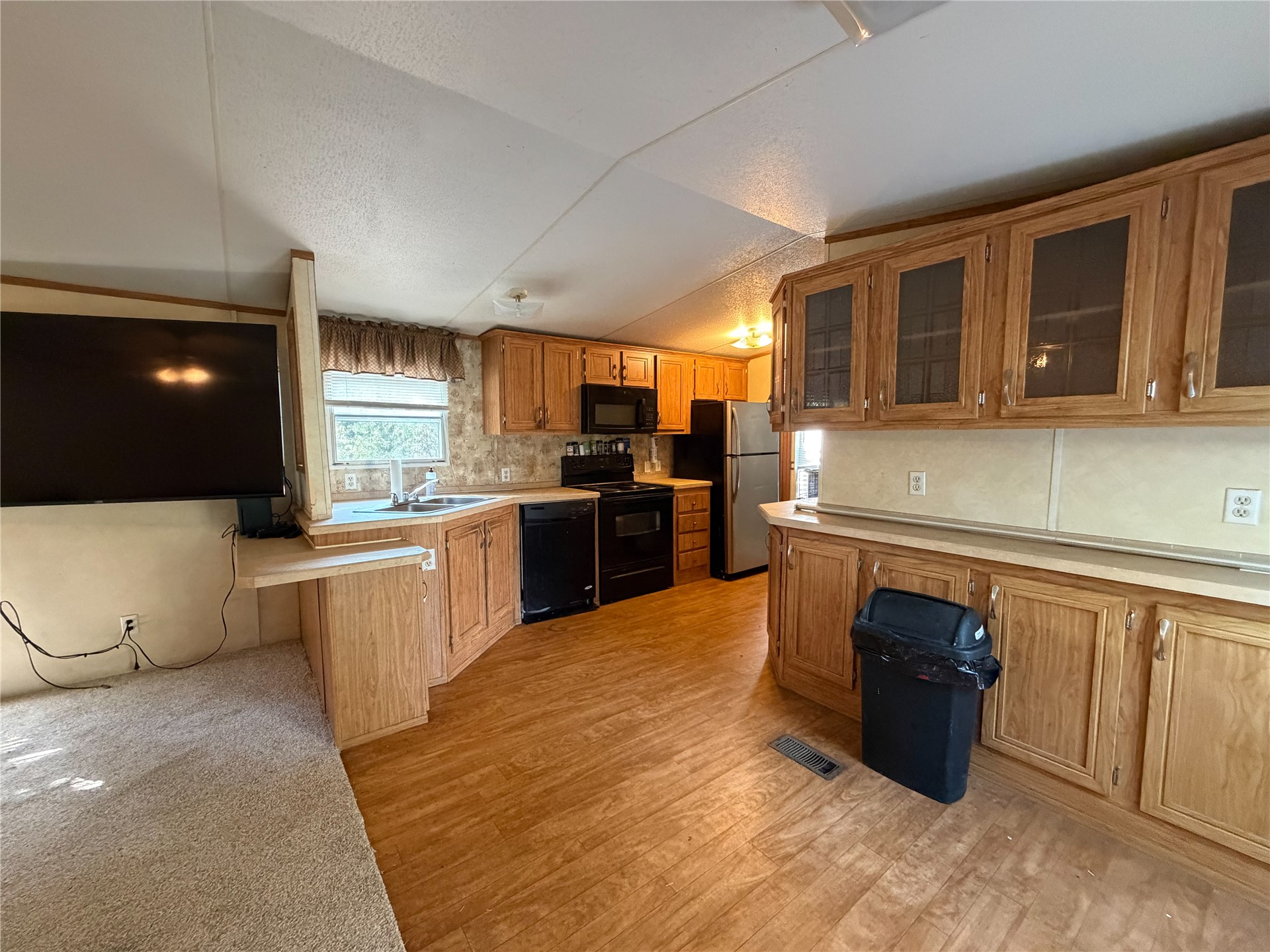 21008 S 384 Road Property Photo 4