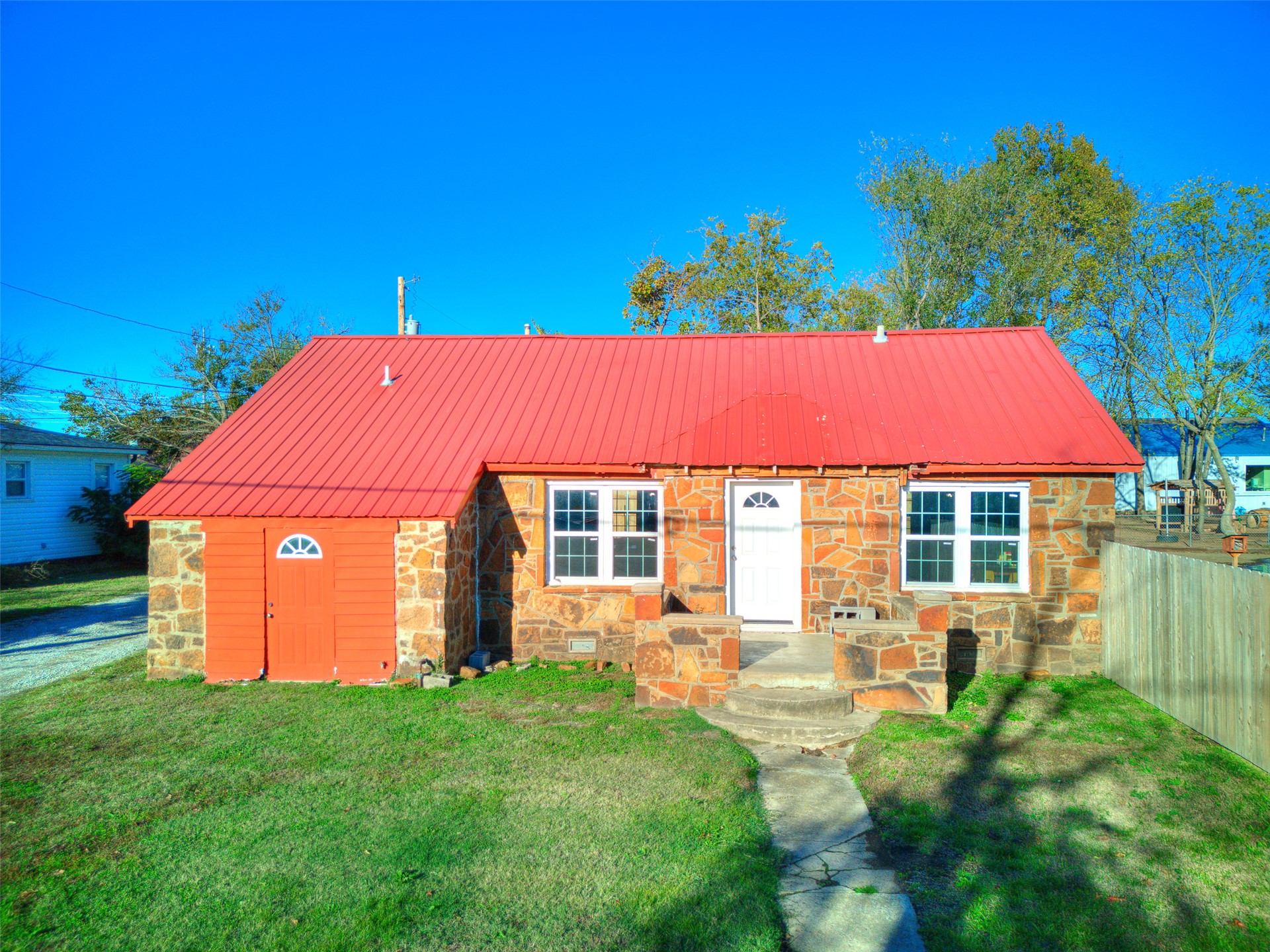 305 S Chickasaw Avenue Property Photo 27