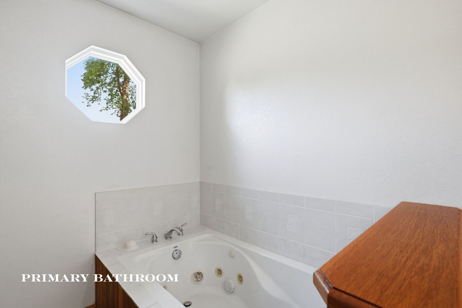 9224 N 50th West Avenue Property Photo 14