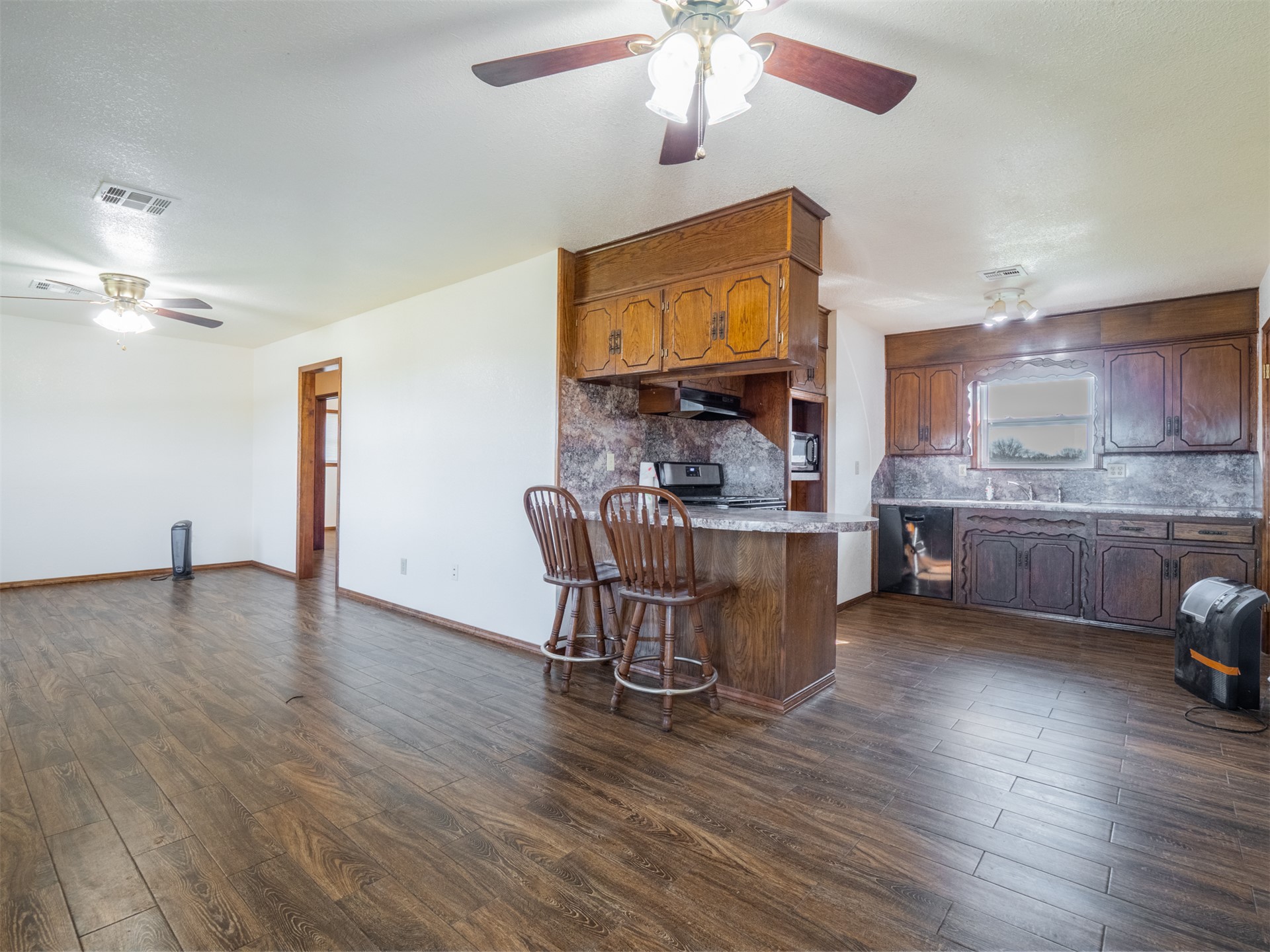 2094 Hartshorne Adamson Road Property Photo 14