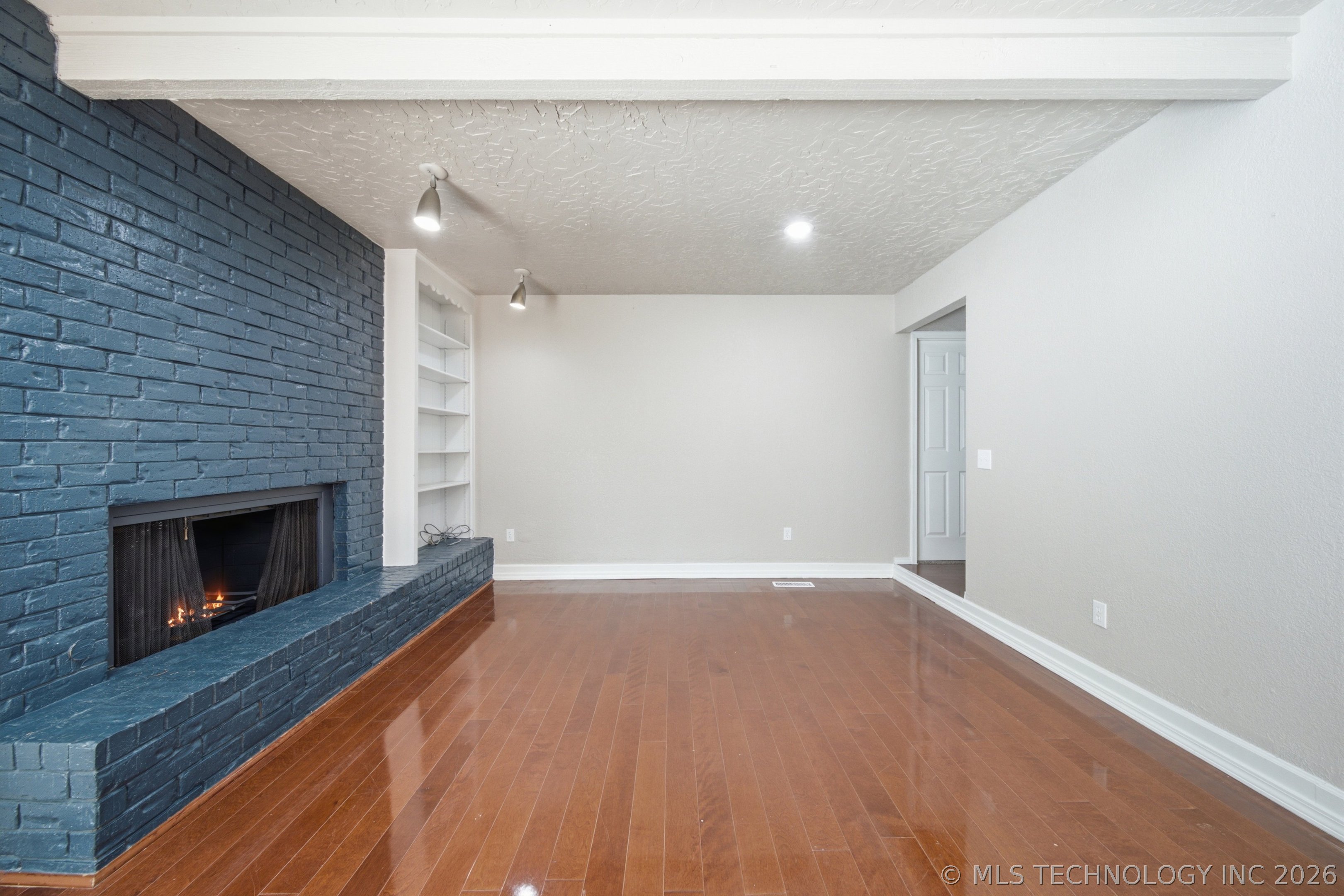 9225 S Norwood Avenue Property Photo 7