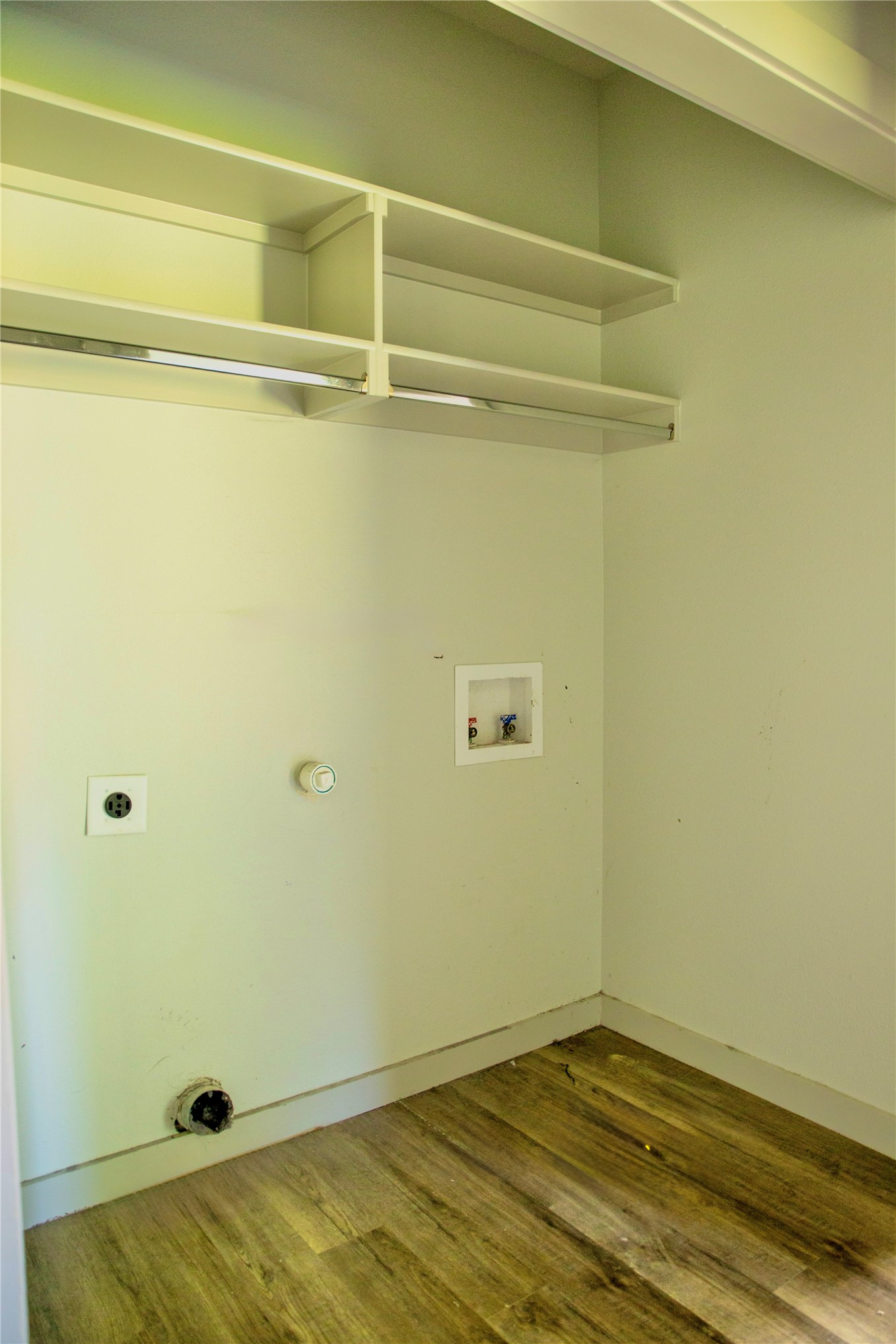1815 N Saint Louis Avenue Property Photo 10