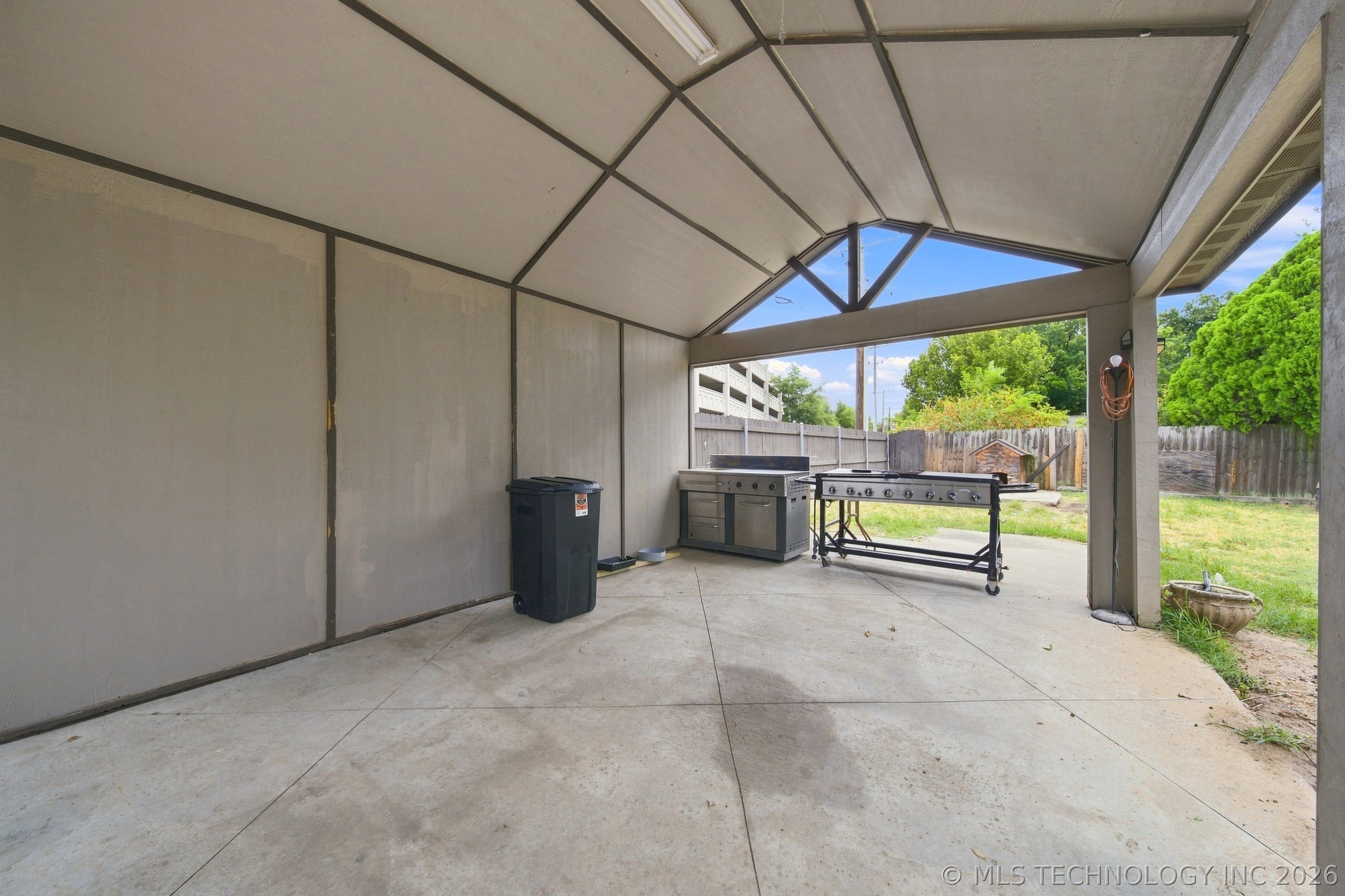 4307 S Braden Avenue Property Photo 30