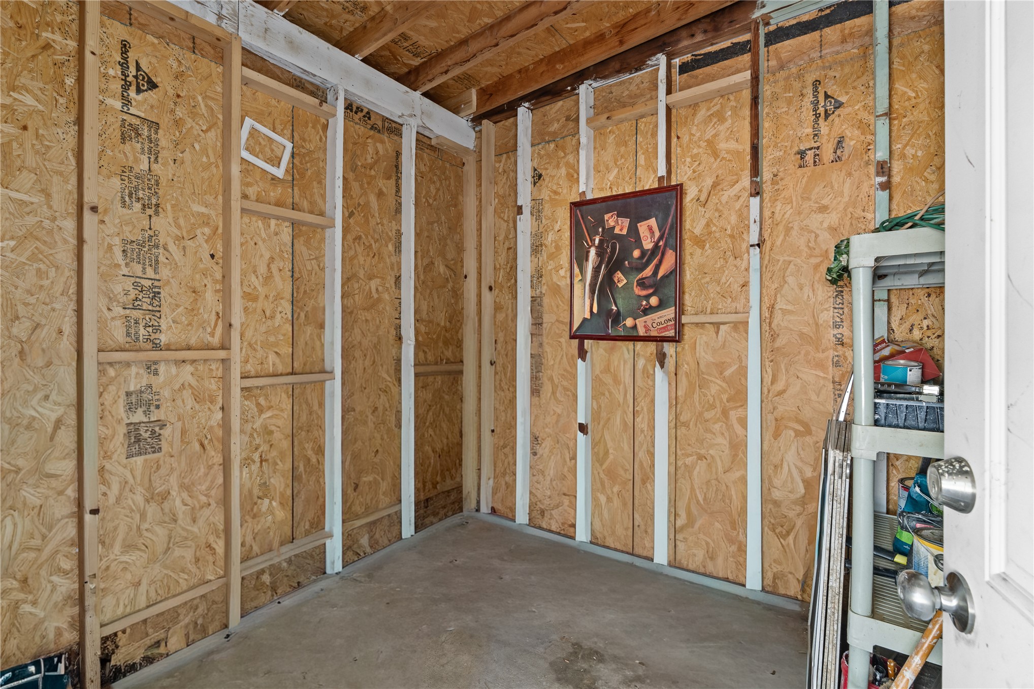 604 Se Greystone Avenue Property Photo 5