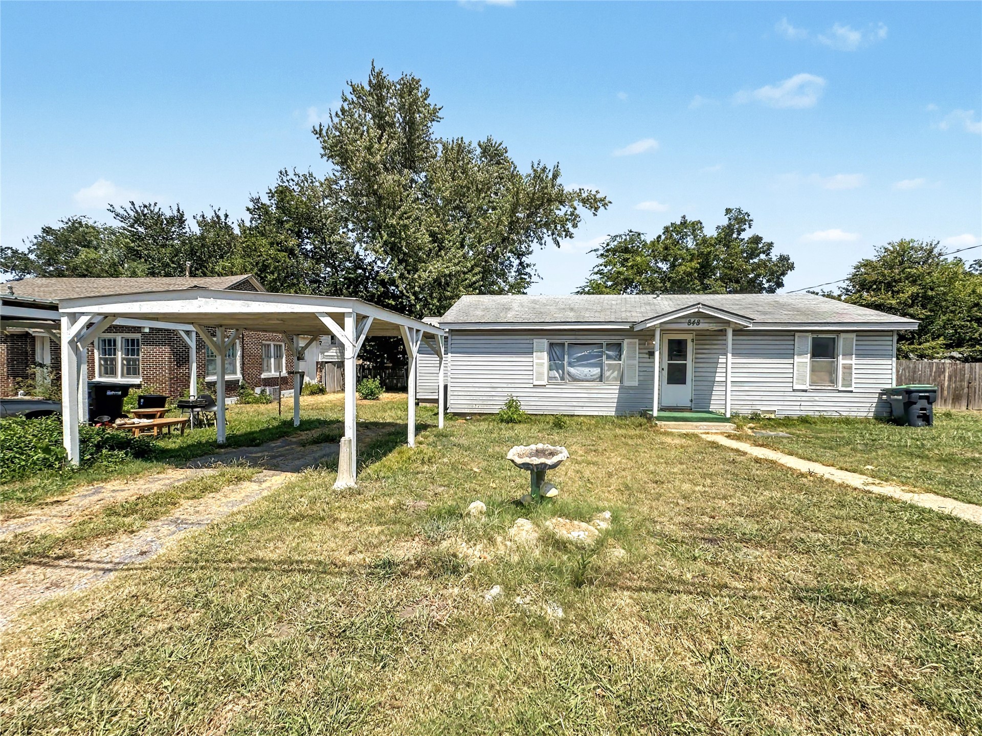 848 W Keetoowah Street Property Photo 1