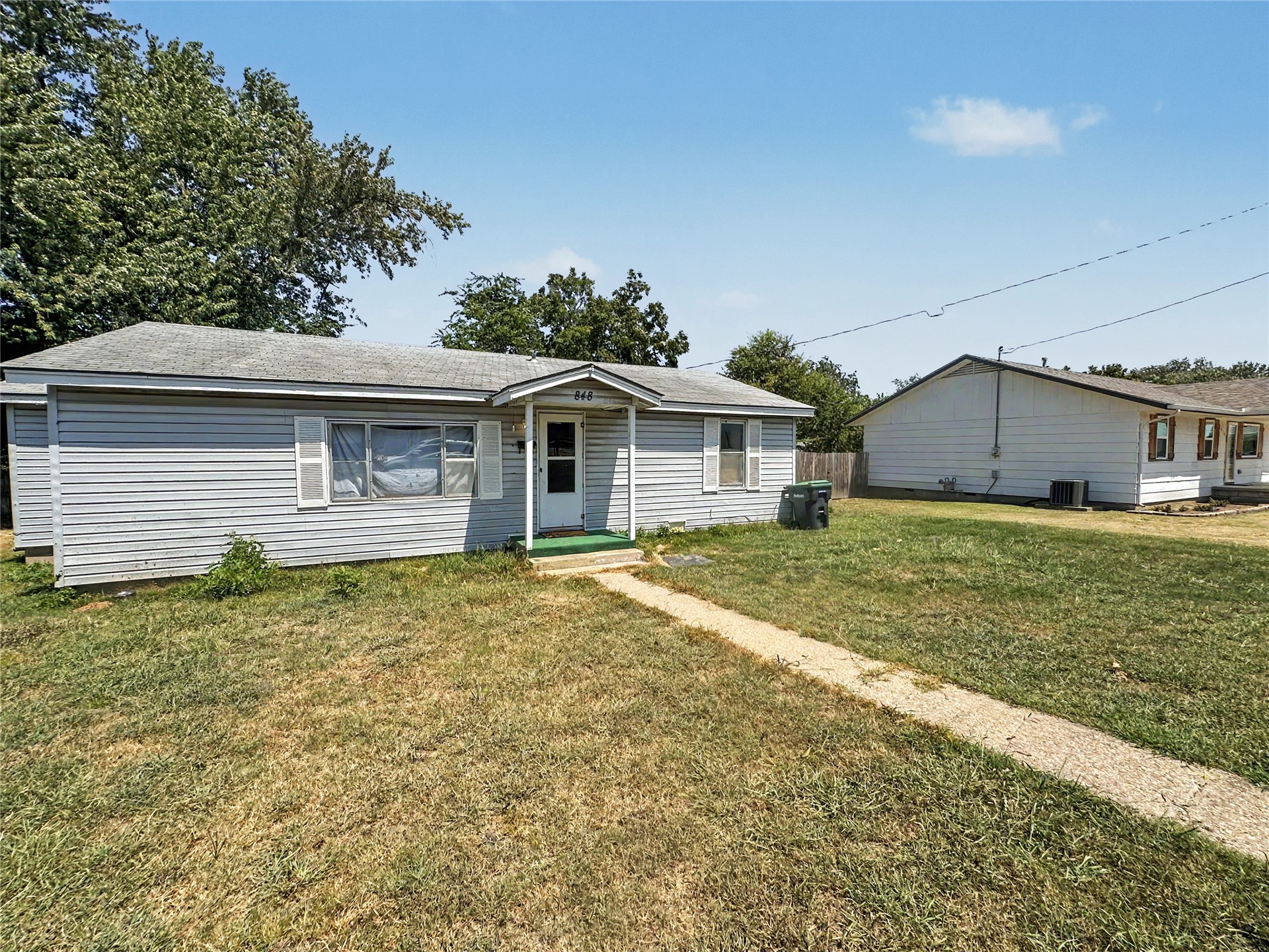 848 W Keetoowah Street Property Photo 5