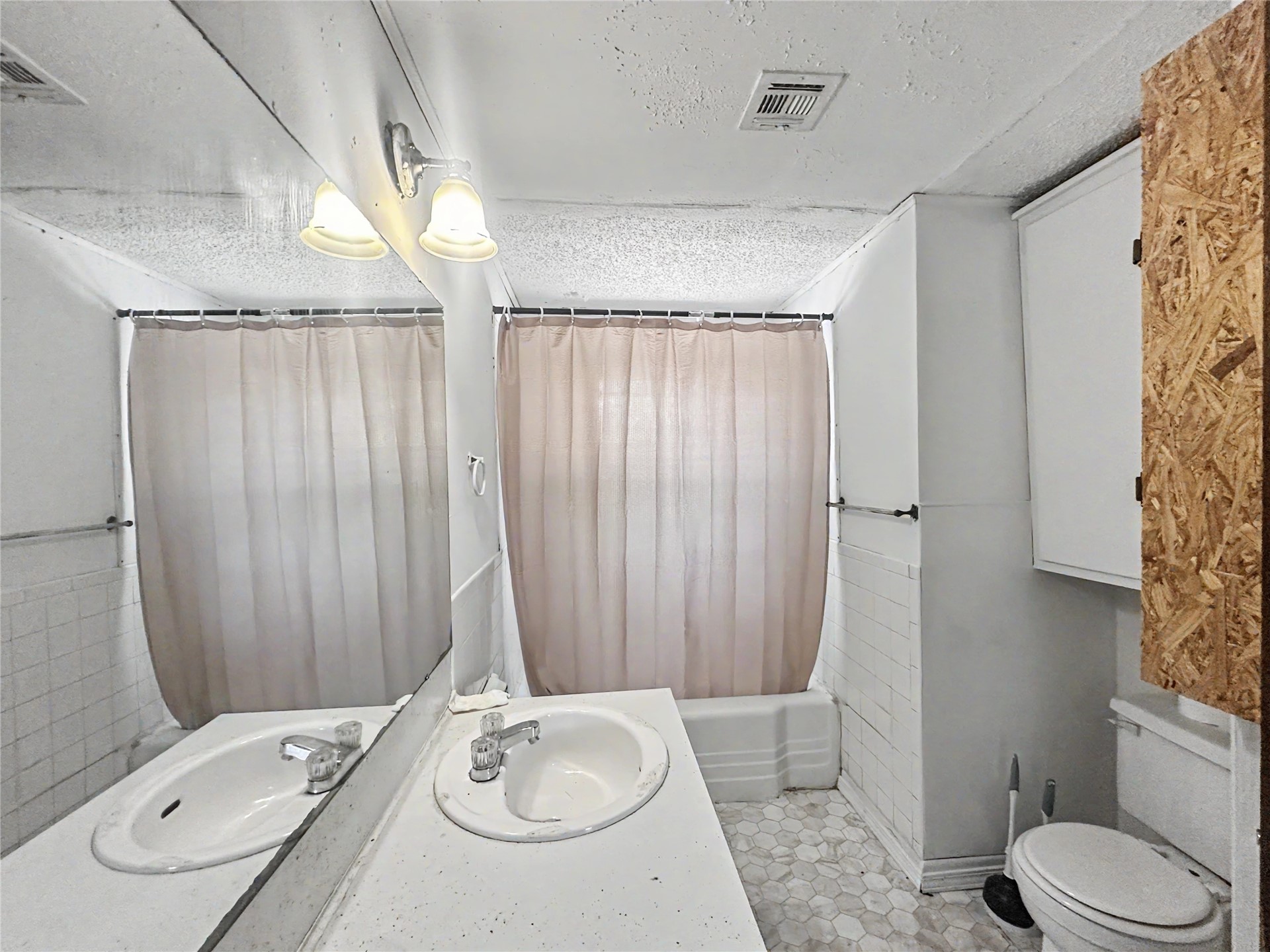 848 W Keetoowah Street Property Photo 15