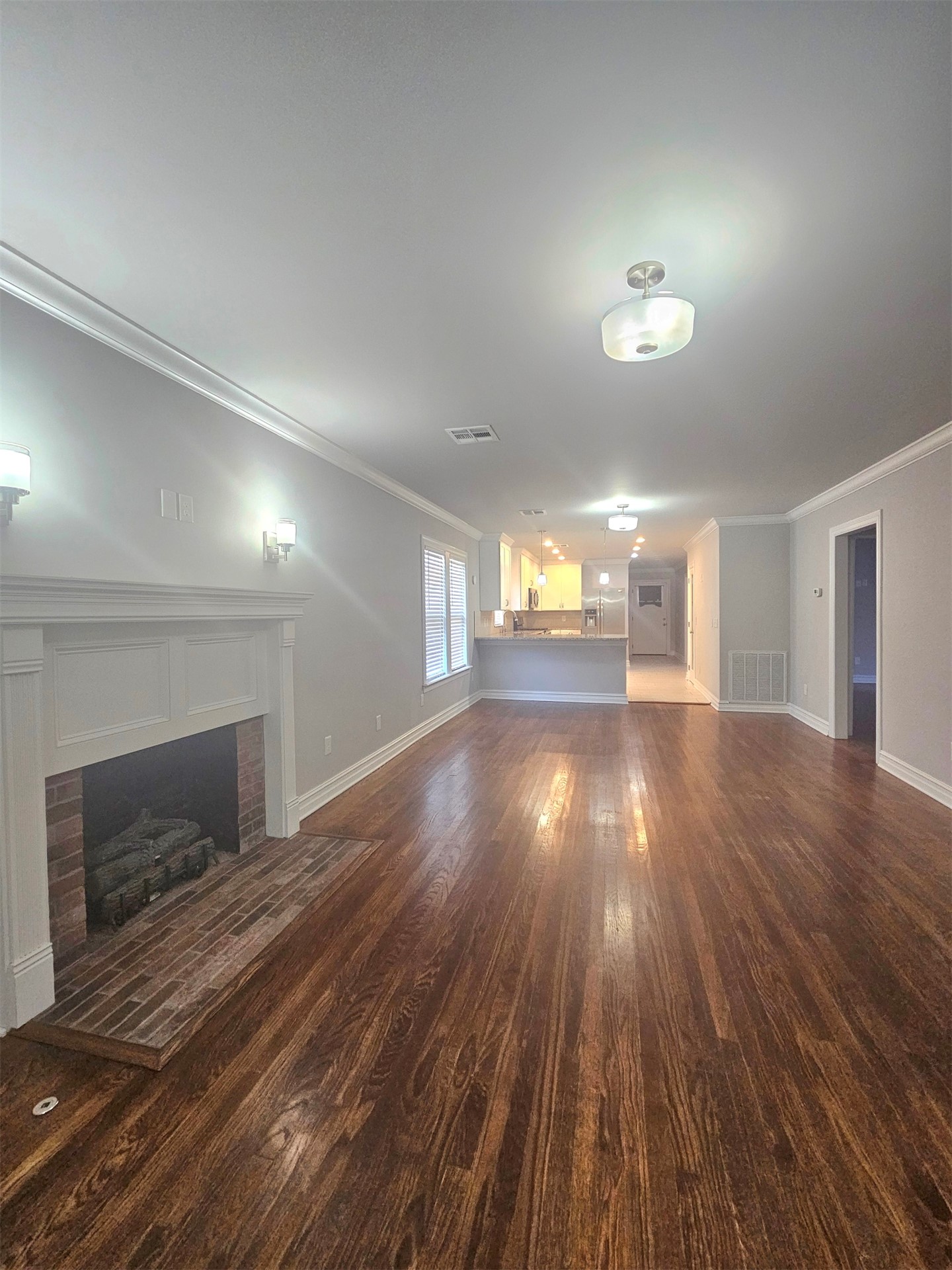 1411 S Gary Place Property Photo 2