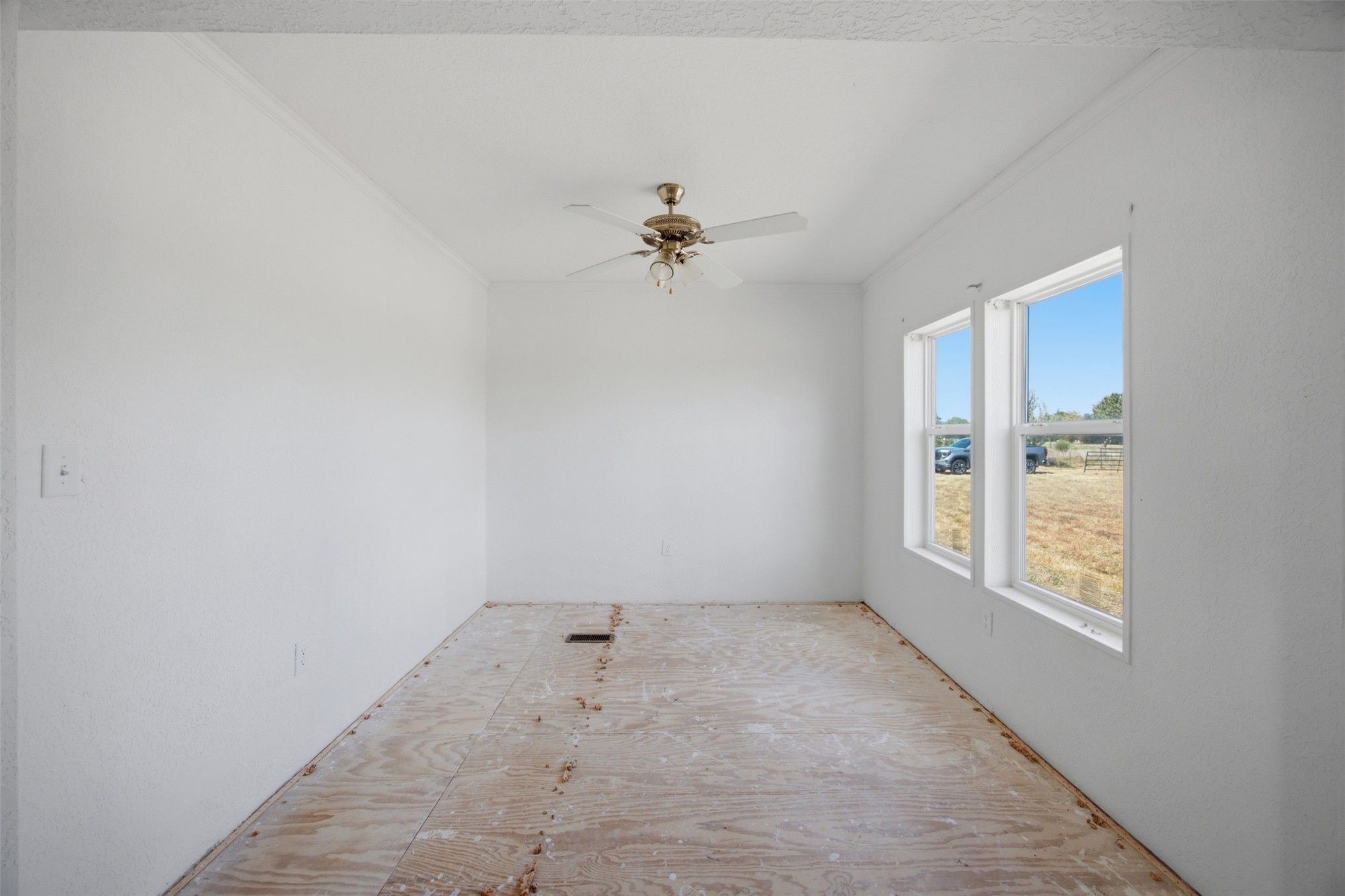 388 E Camp Loop Property Photo 17