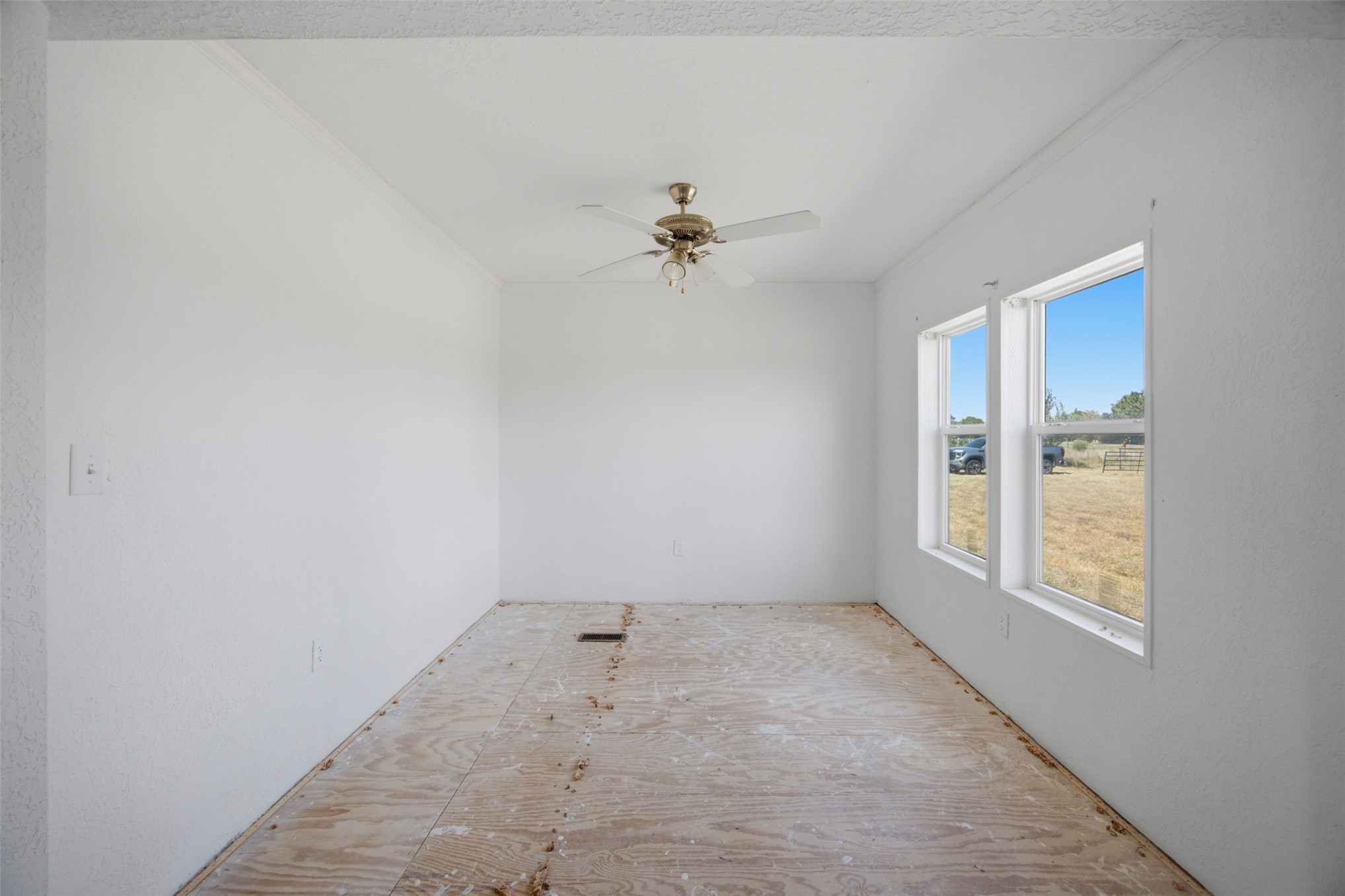 388 E Camp Loop Property Photo 18