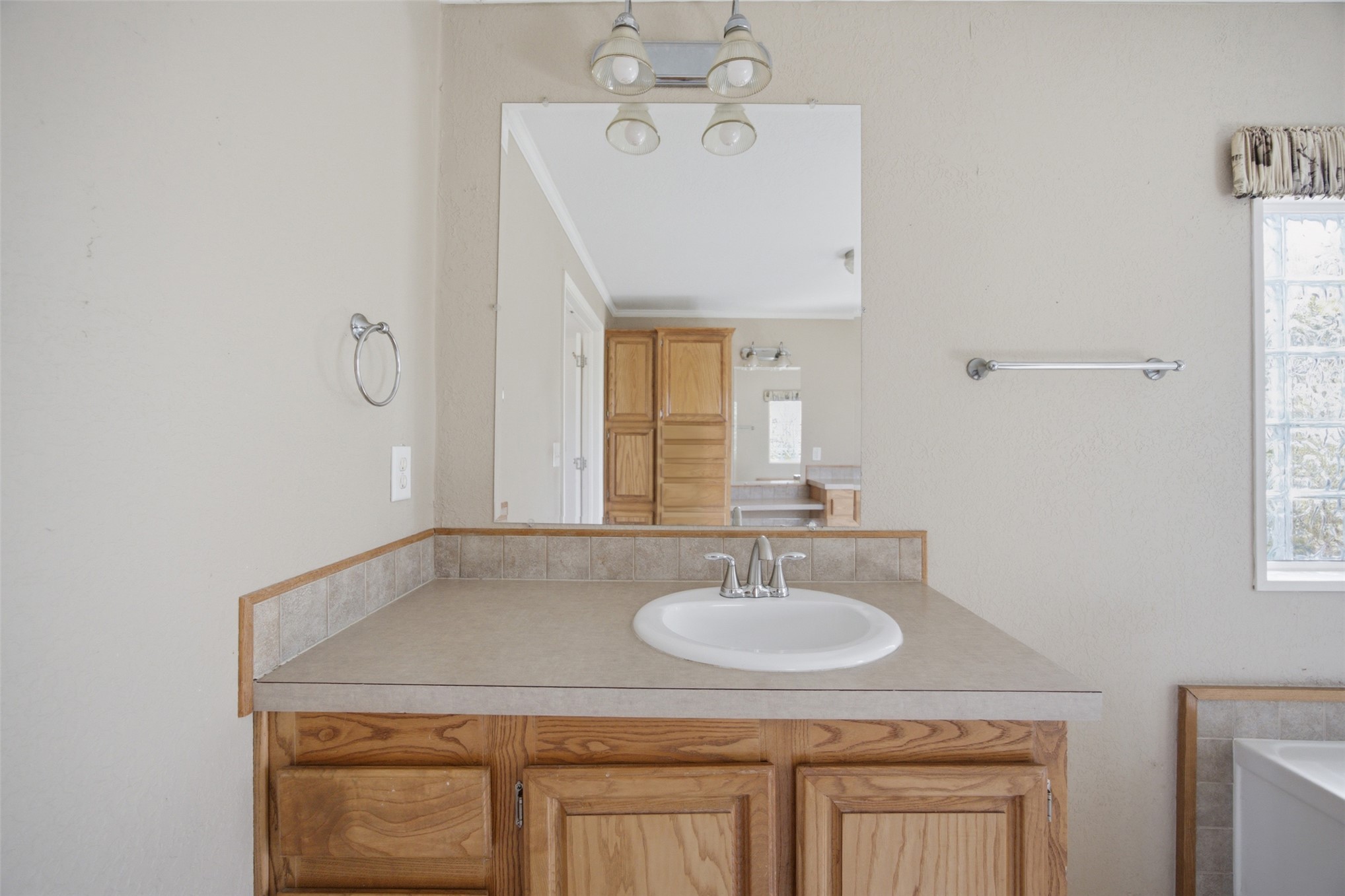 388 E Camp Loop Property Photo 24