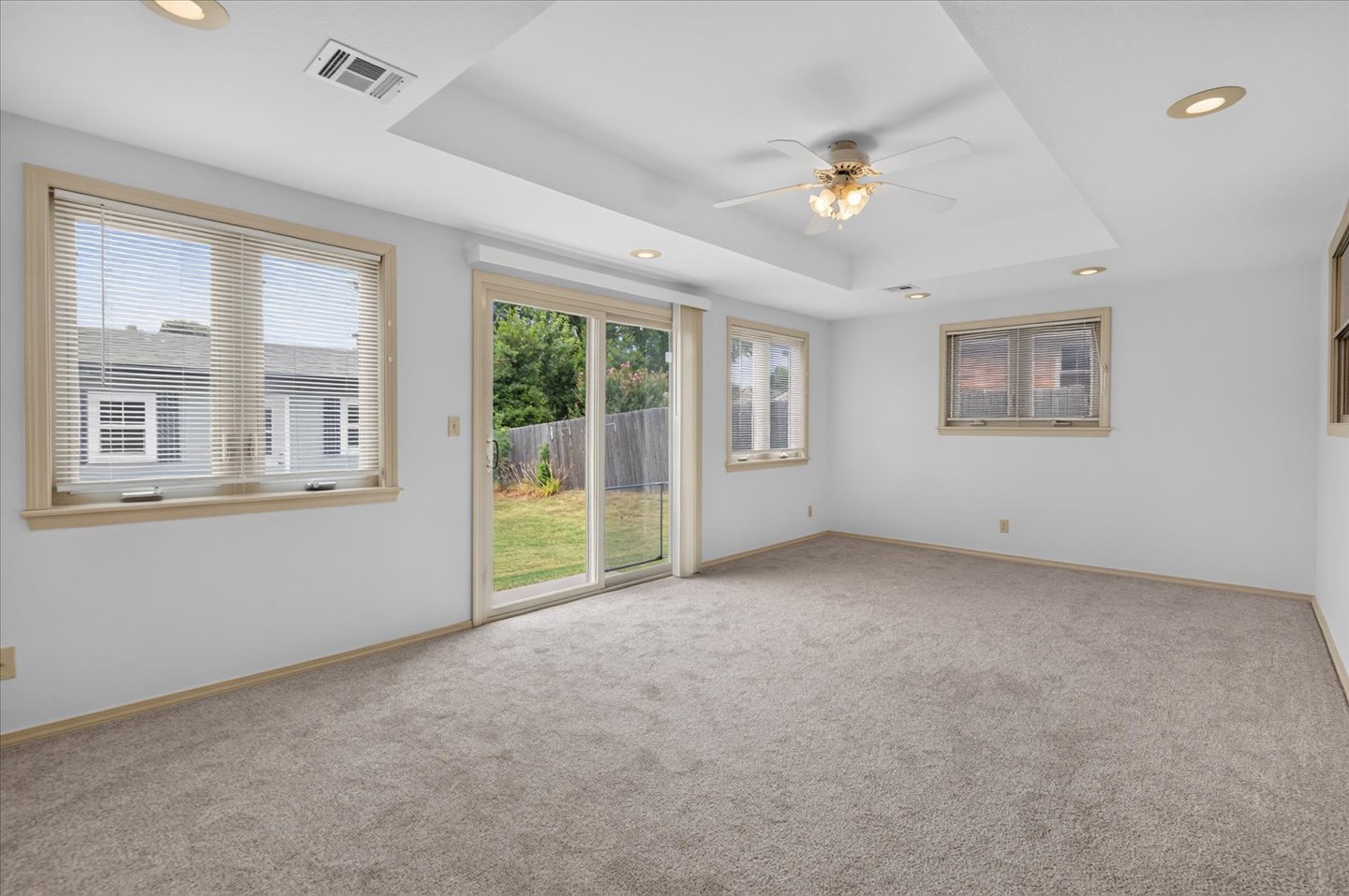 1013 King Drive Property Photo 14