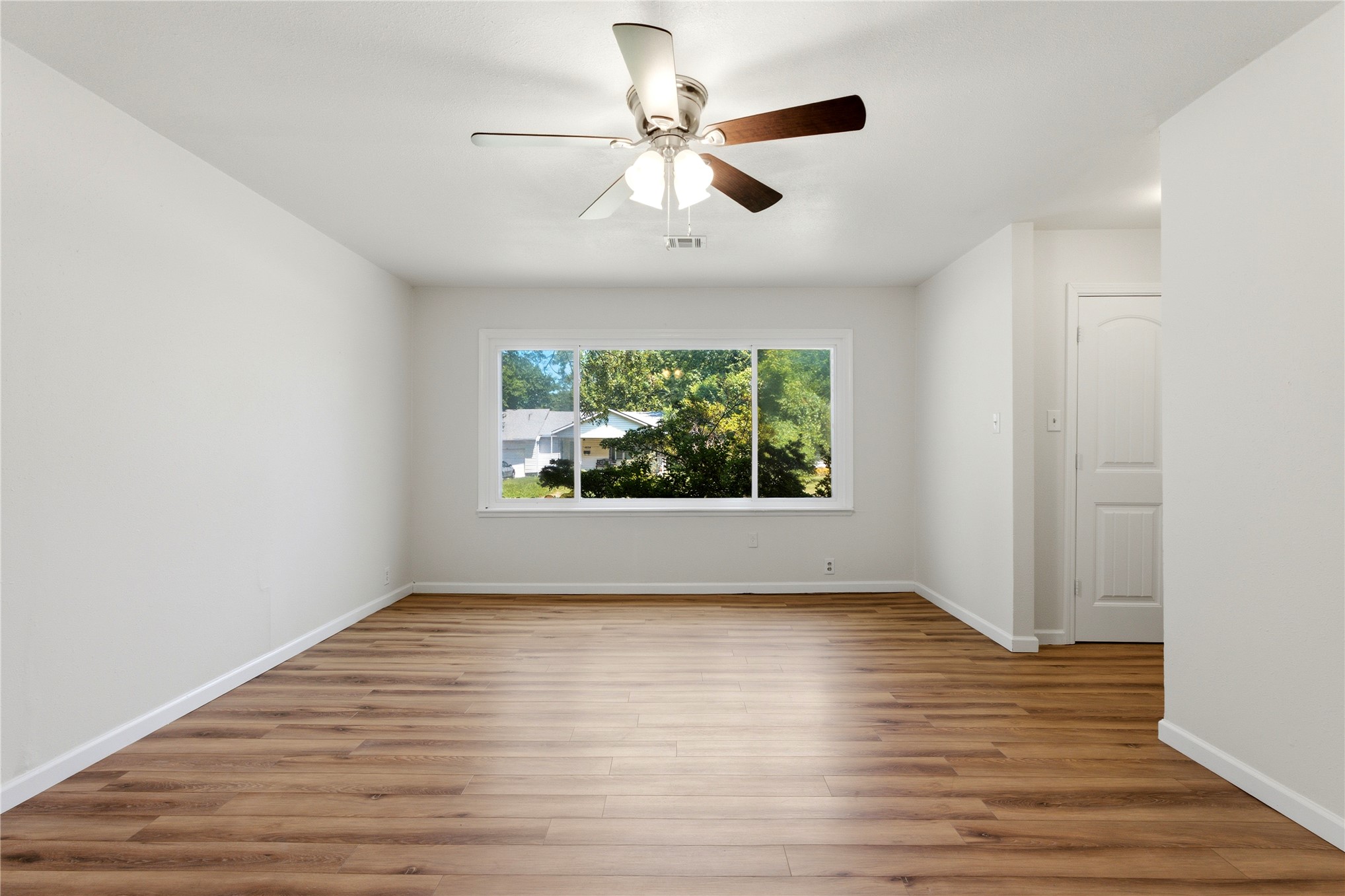 4911 Oklahoma Property Photo 5