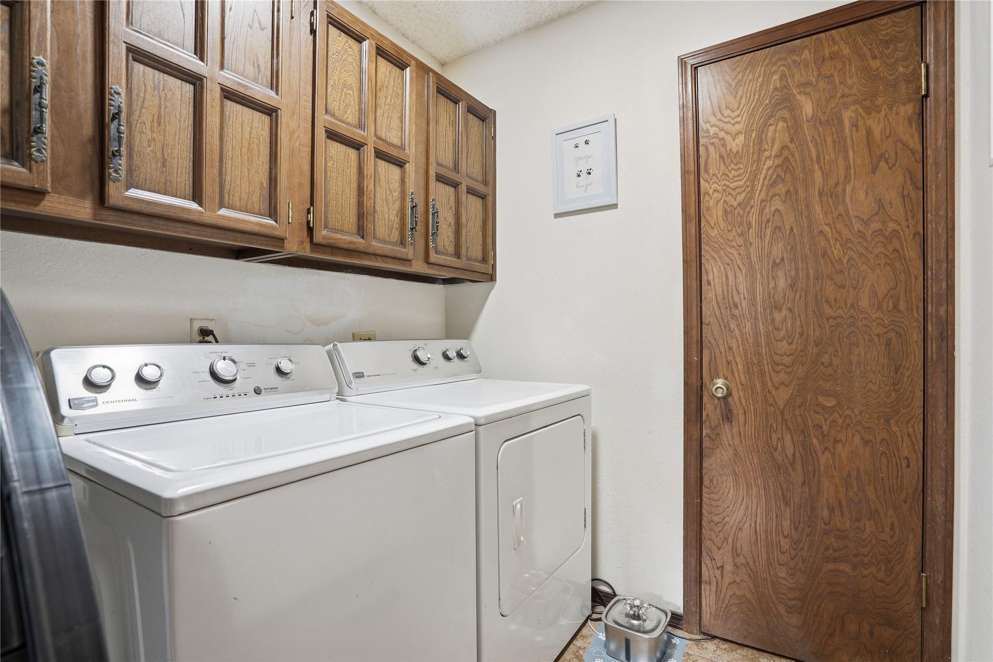4330 S Lakewood Avenue Property Photo 23