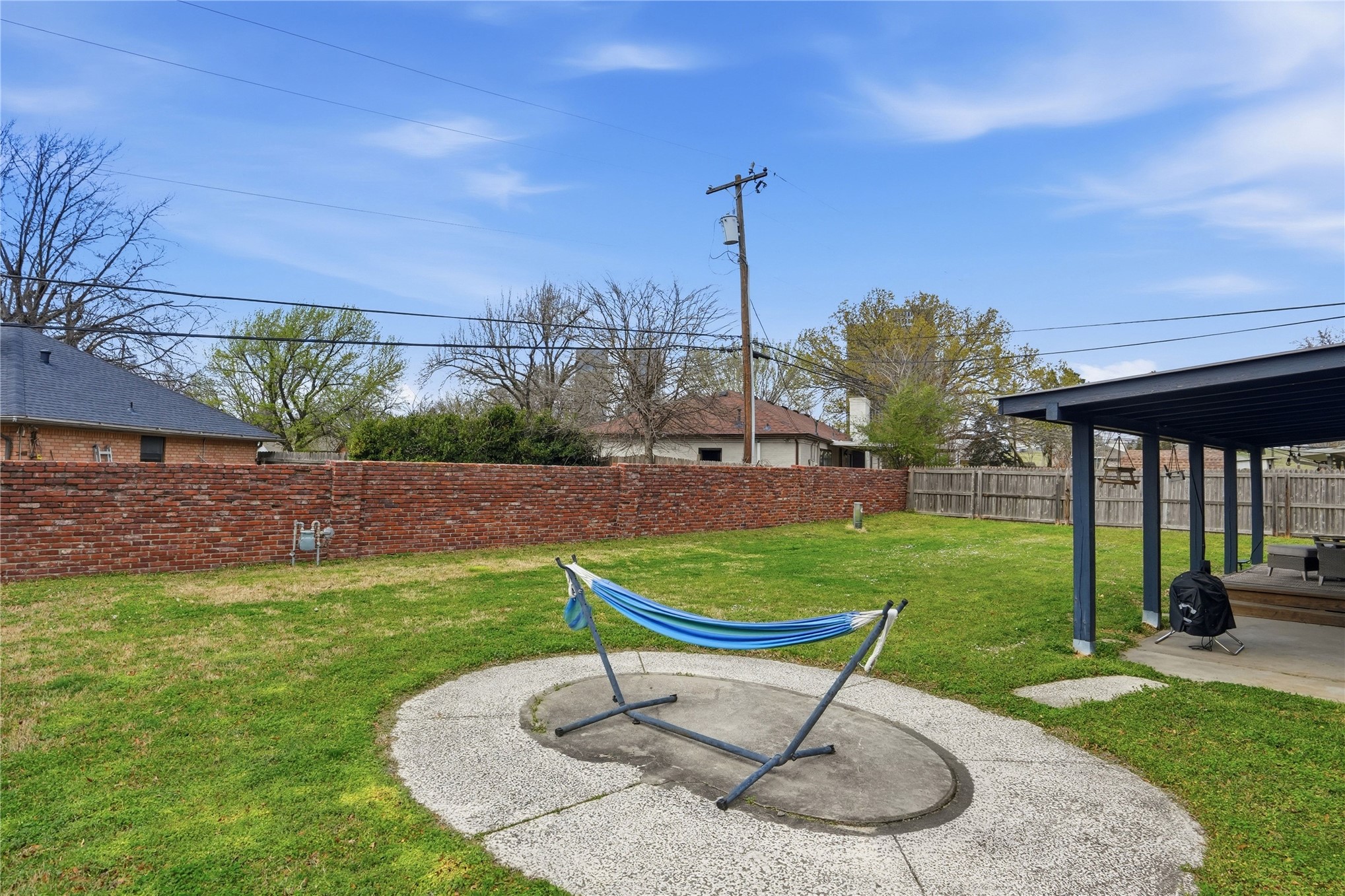 4330 S Lakewood Avenue Property Photo 30
