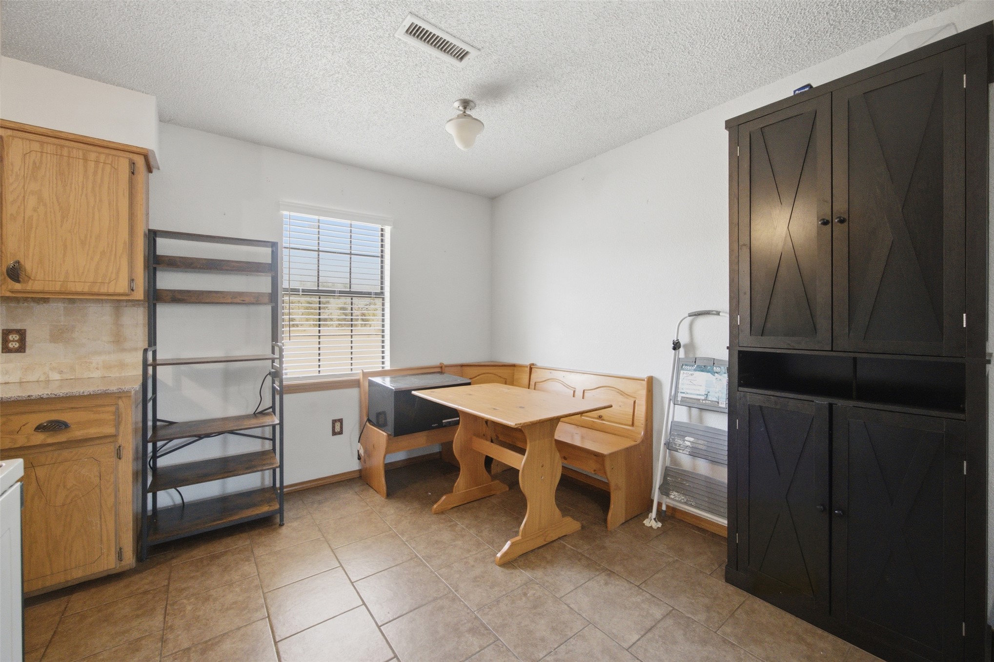 399 Redbird Drive Property Photo 6