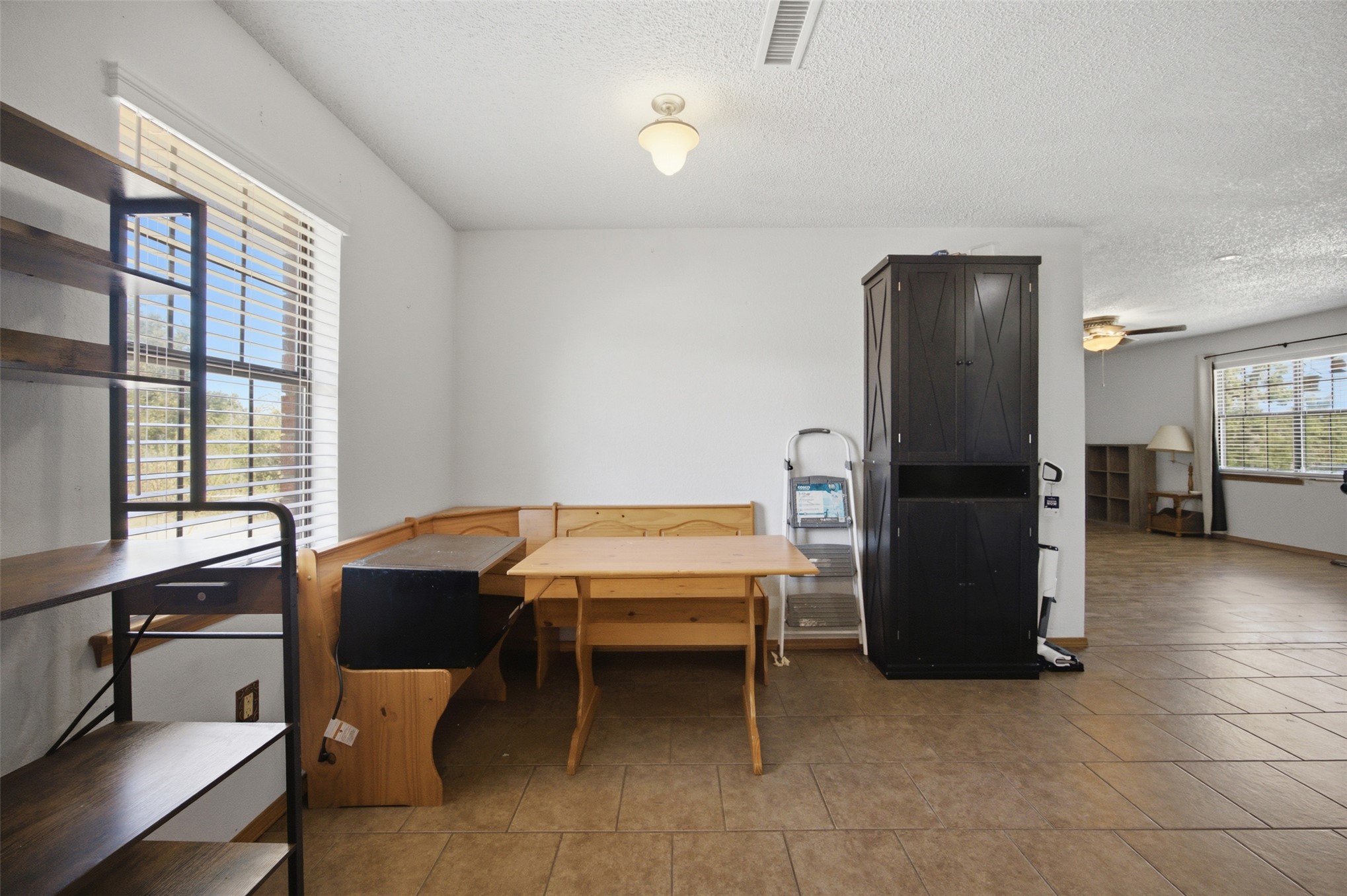399 Redbird Drive Property Photo 8