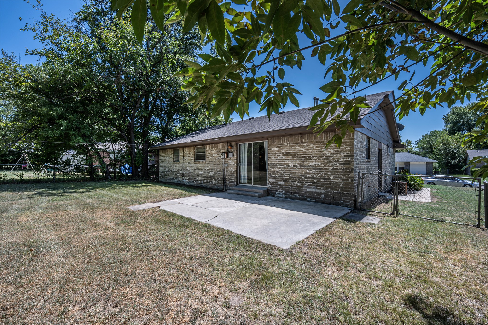 926 Charles Property Photo 4