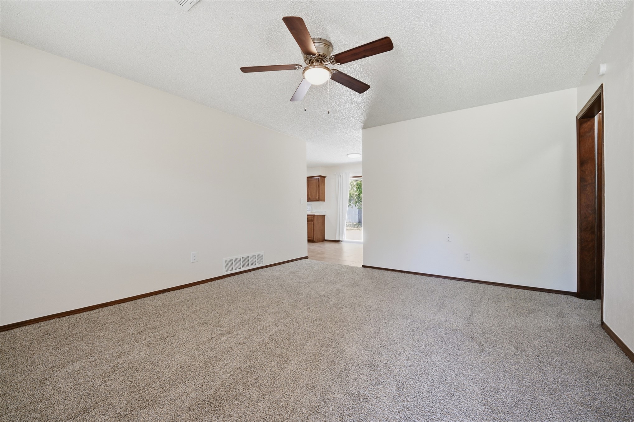 926 Charles Property Photo 12