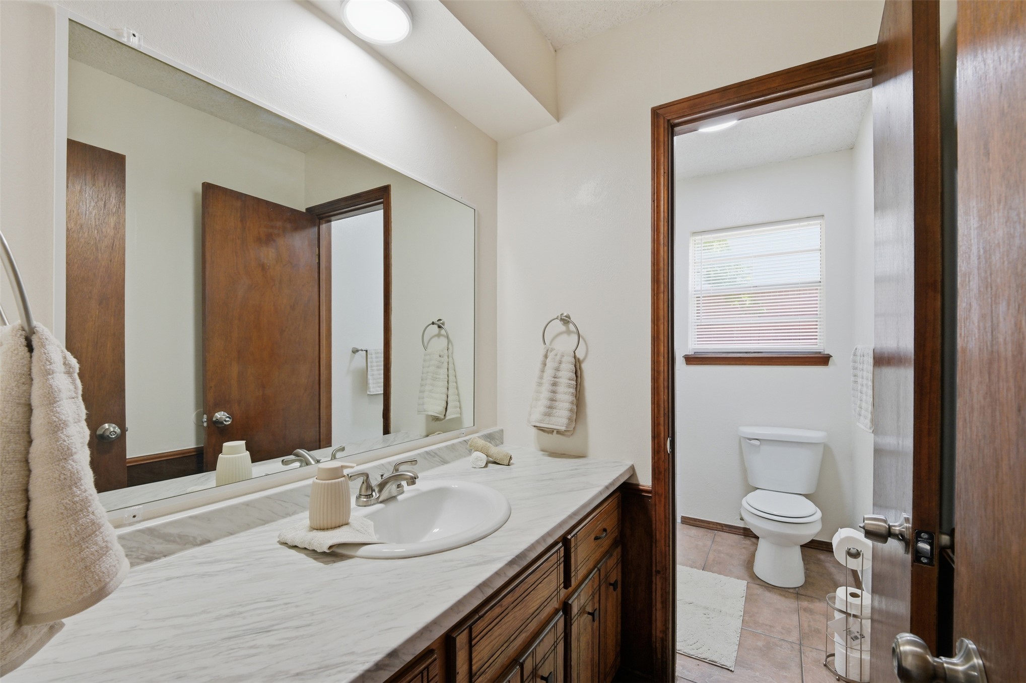926 Charles Property Photo 18