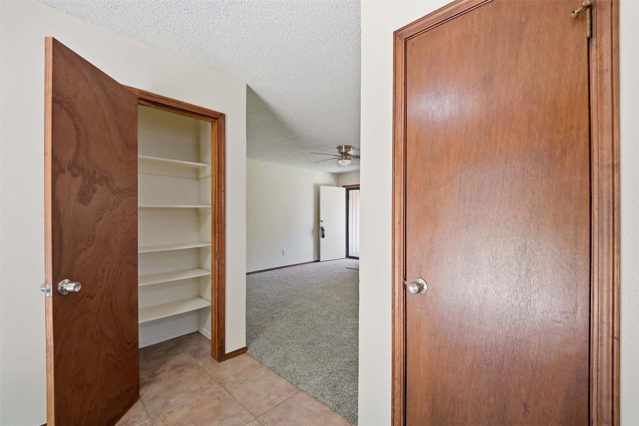 926 Charles Property Photo 22
