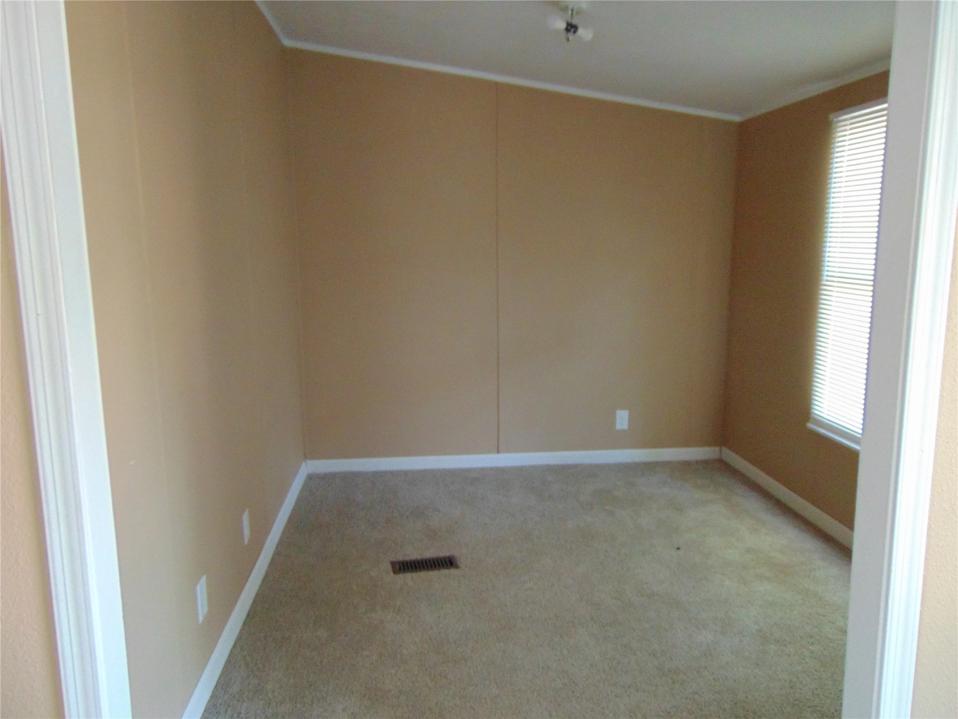 447 Ranch Property Photo 5