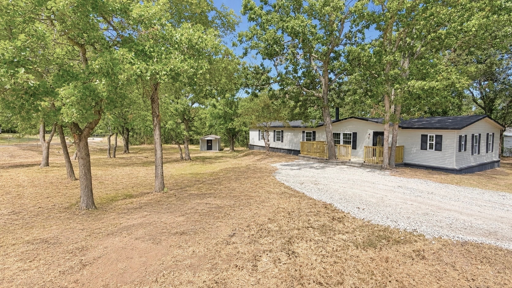 1445 N 237 Road Property Photo 1