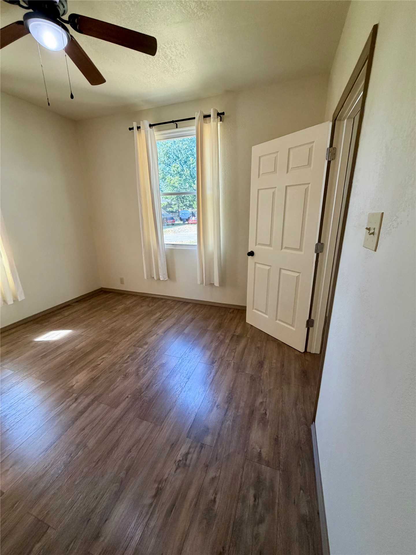406 E Osage Street Property Photo 19