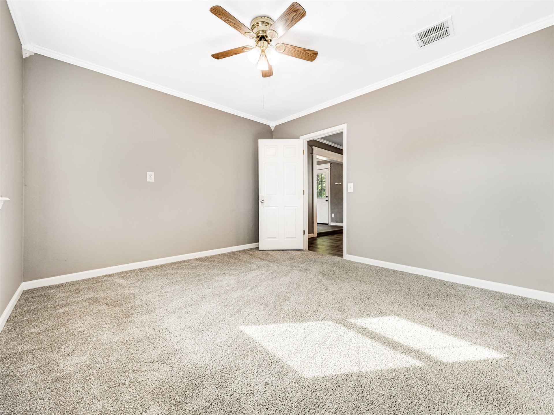 212 A Street Se Property Photo 23