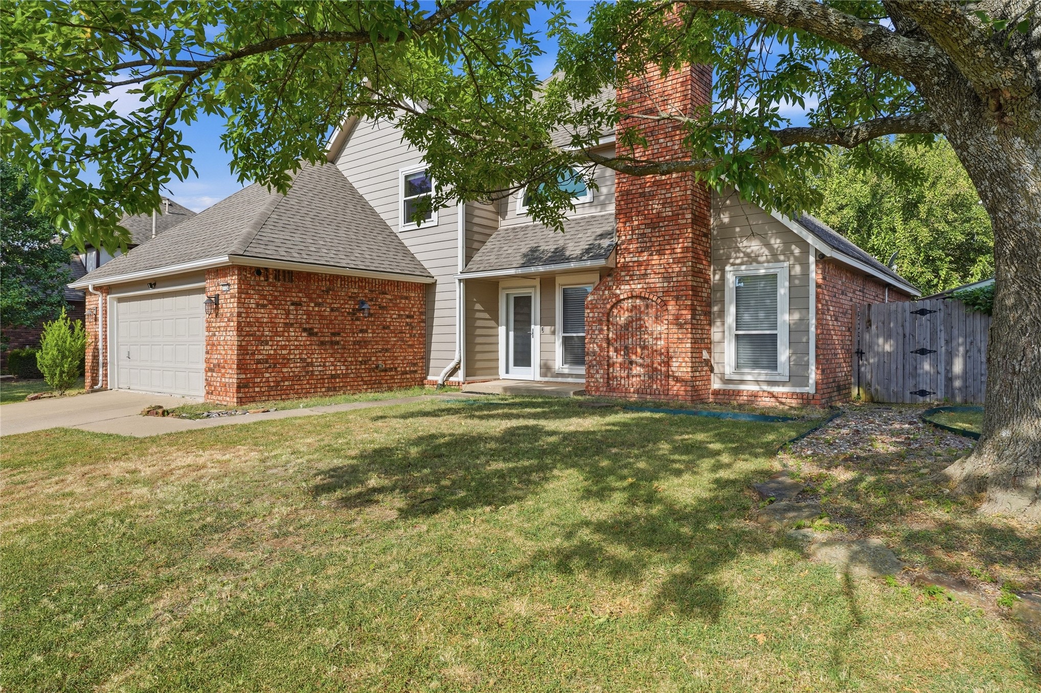 7724 S Hudson Avenue Property Photo 3