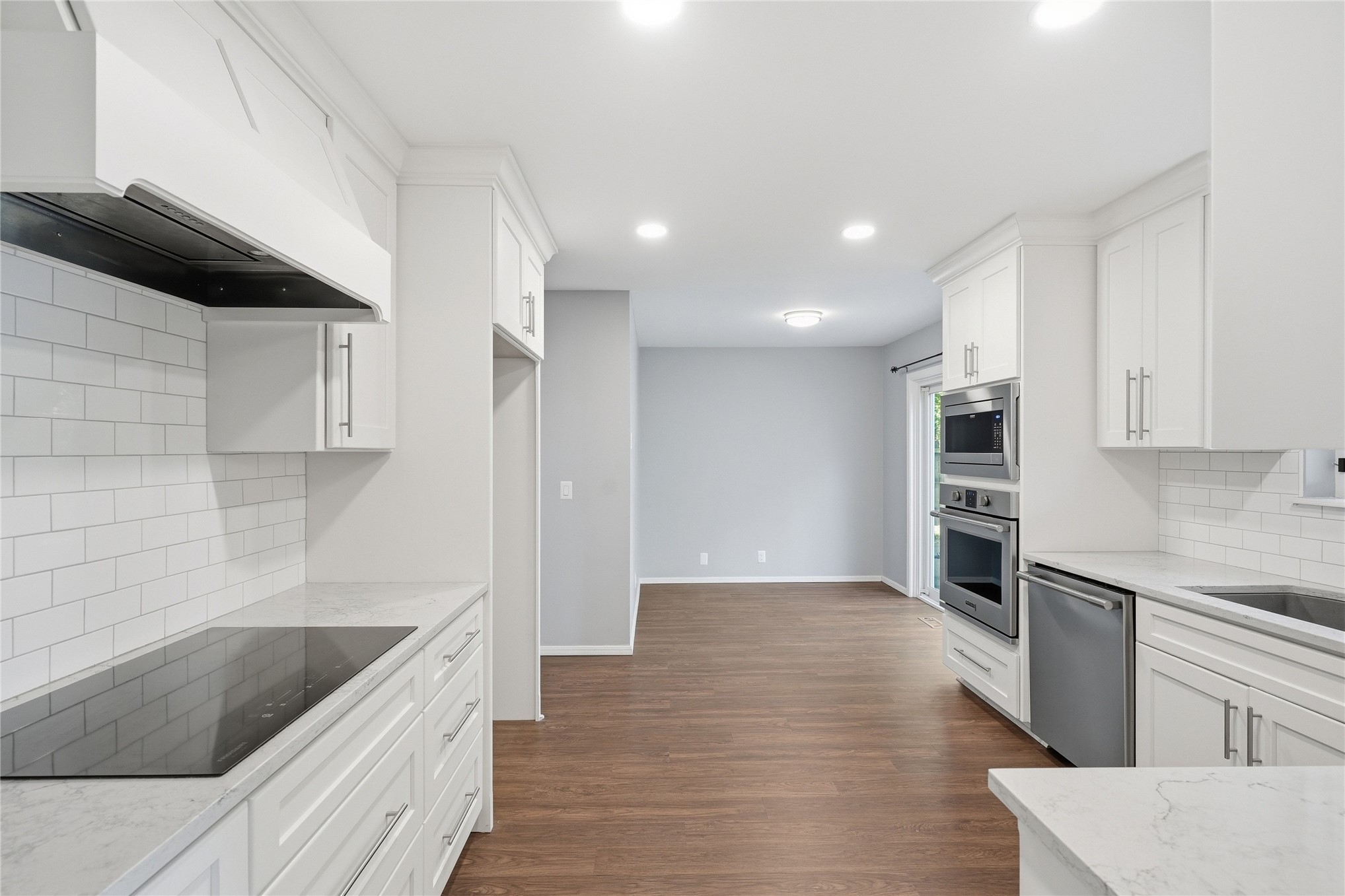 7724 S Hudson Avenue Property Photo 13