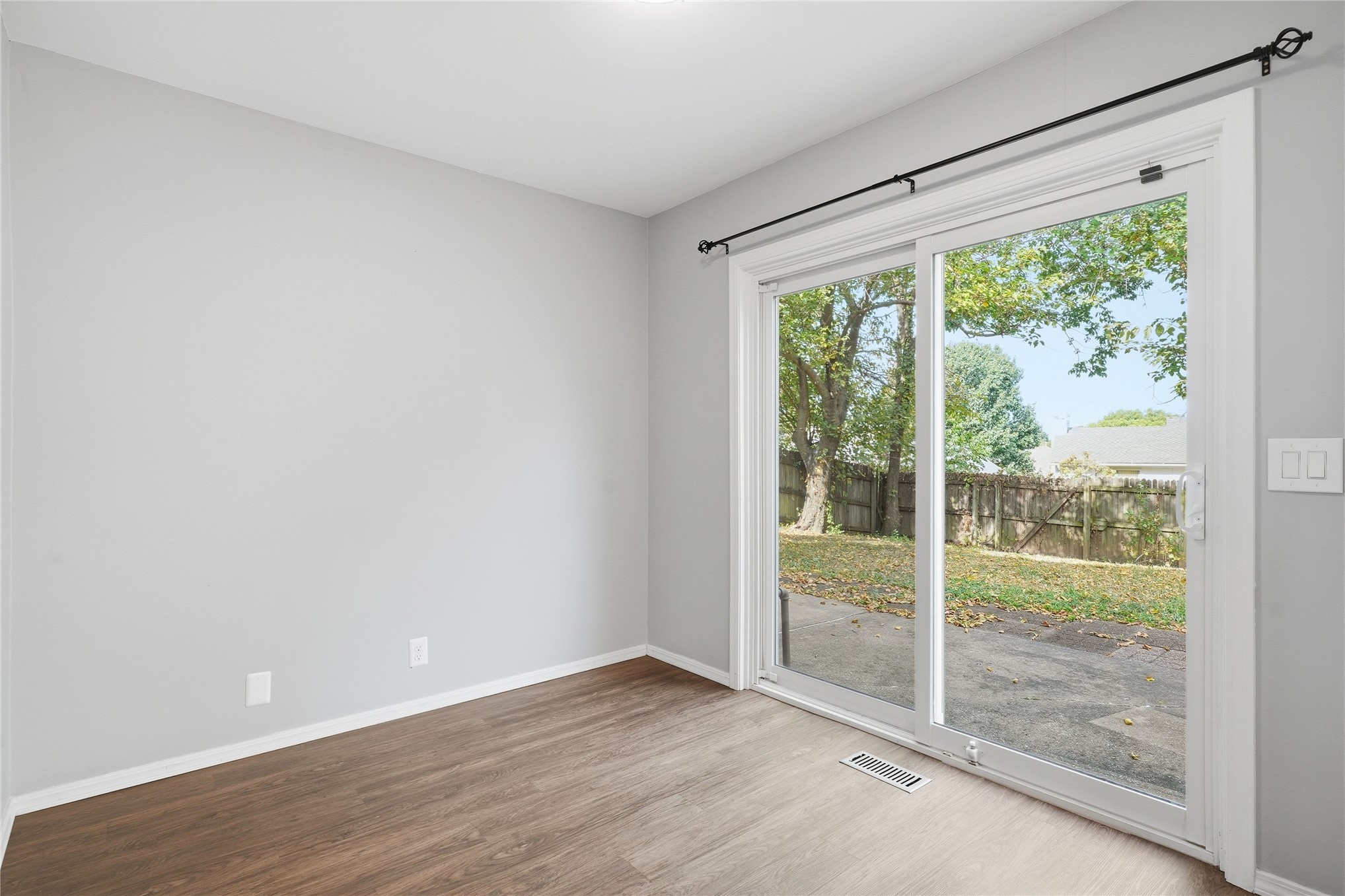 7724 S Hudson Avenue Property Photo 19