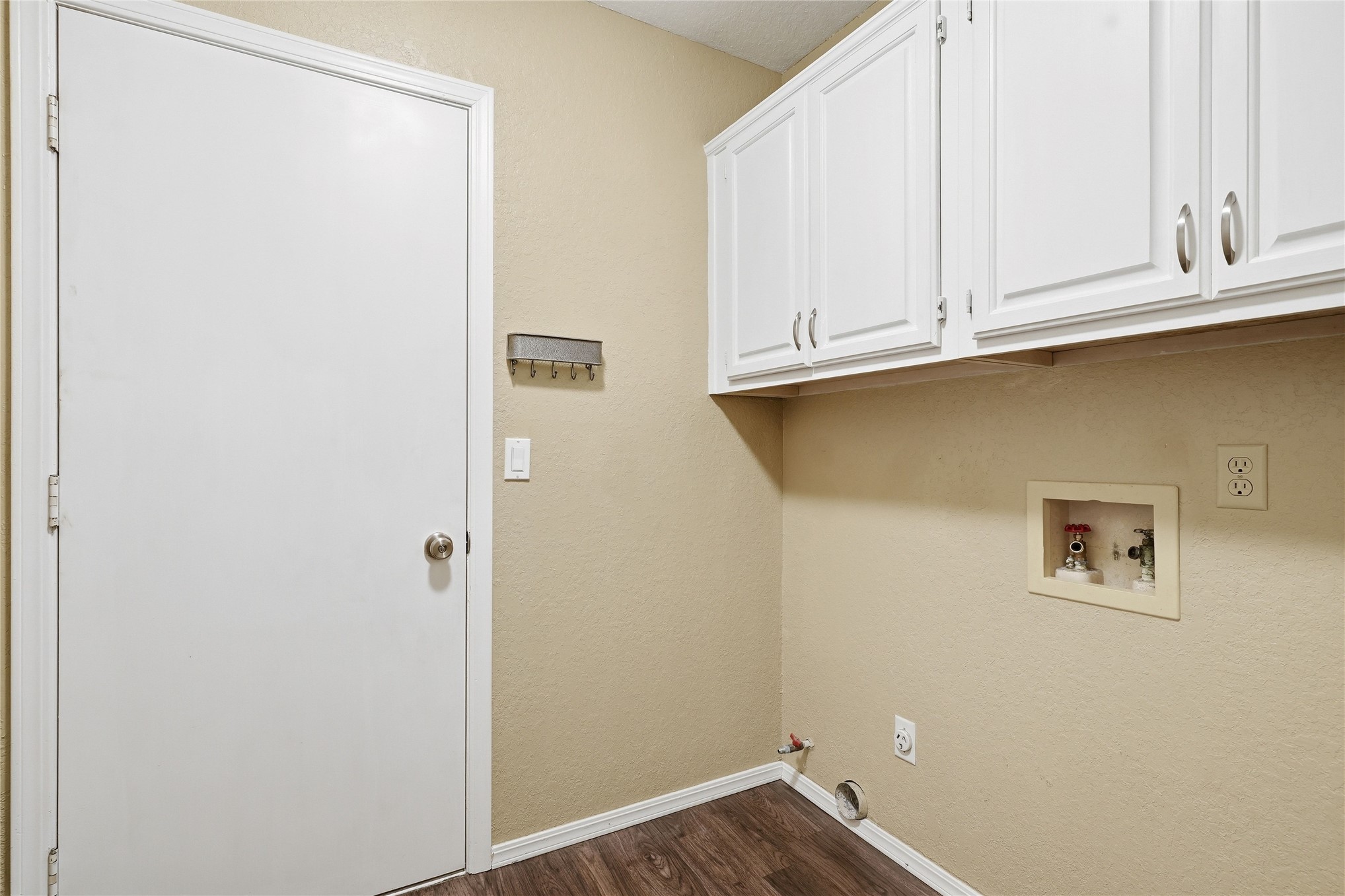 7724 S Hudson Avenue Property Photo 24