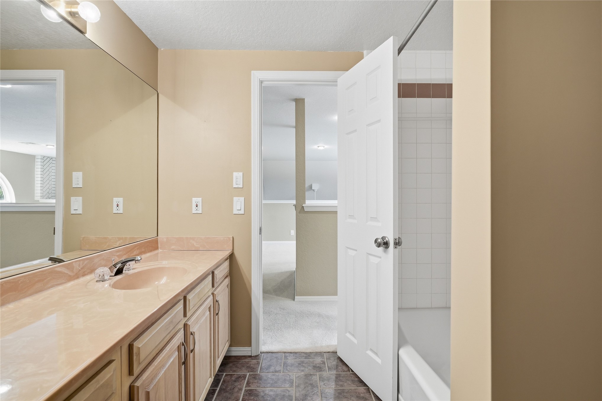 7724 S Hudson Avenue Property Photo 47