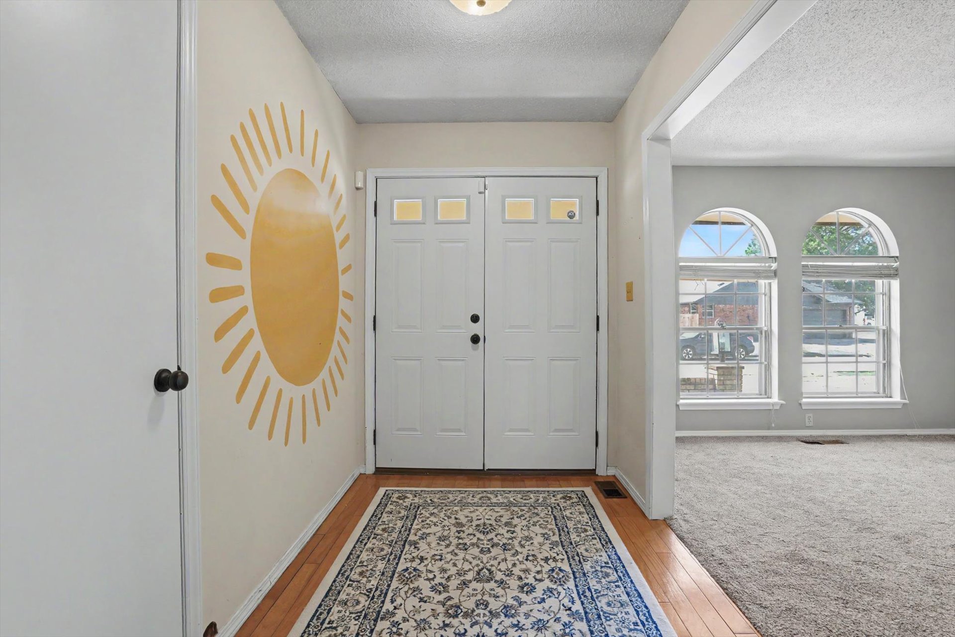 10107 E 29th Street Property Photo 4