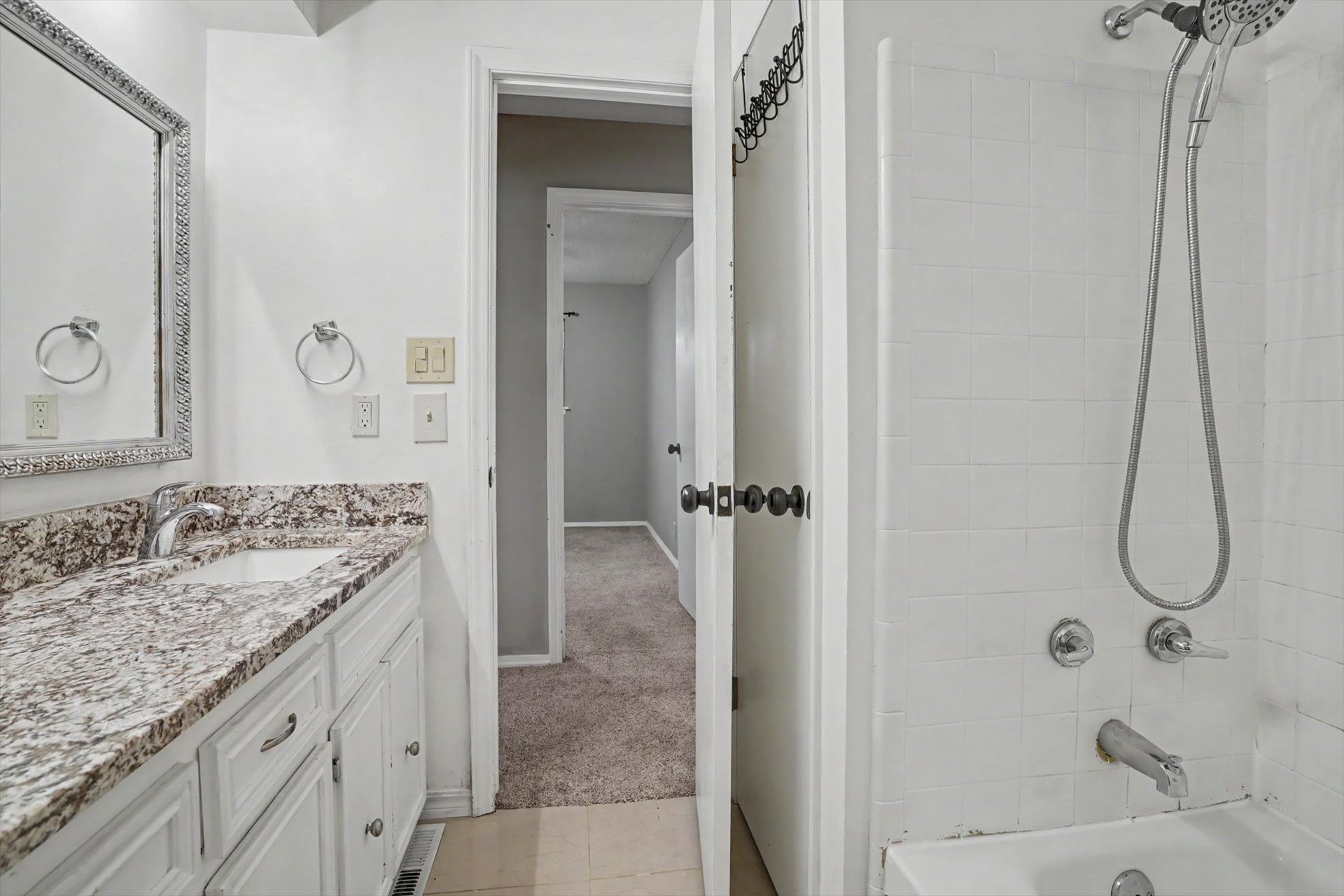 10107 E 29th Street Property Photo 22