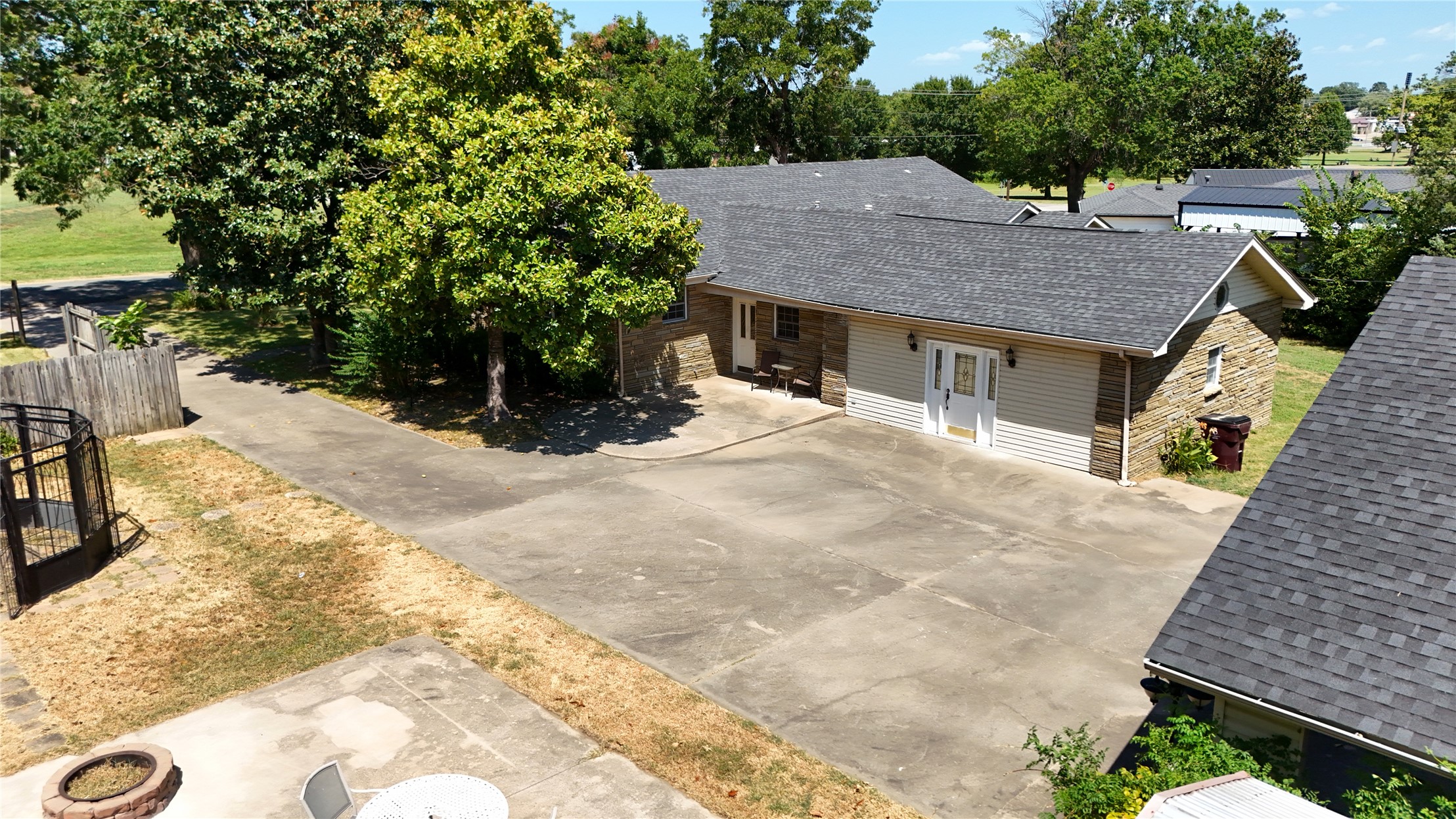 509 Sunset Strip Property Photo 21