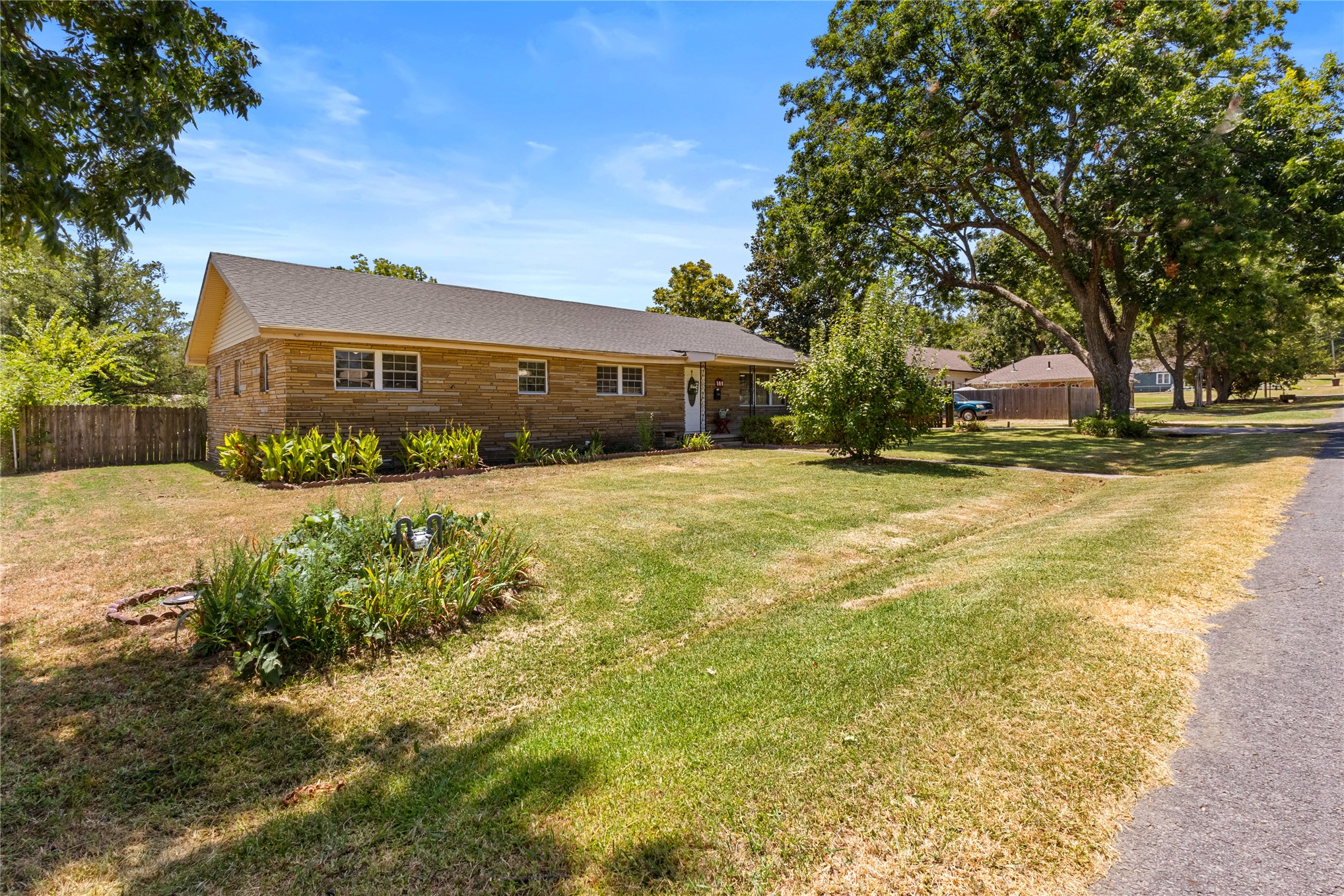 509 Sunset Strip Property Photo 31